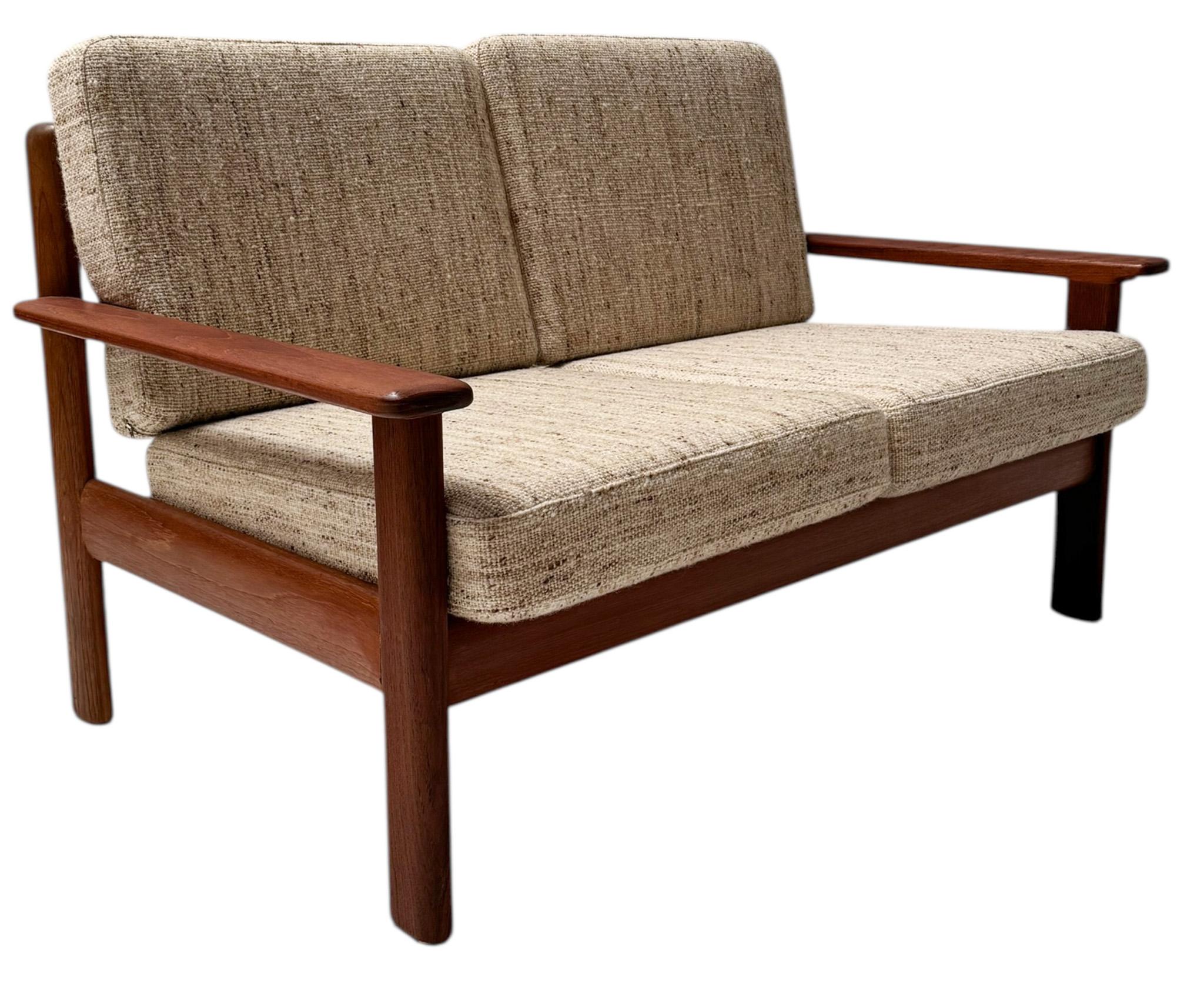 Medioevo Moderno  Divano Knoll Antimott a due pezzi di Walter Knoll / Wilhelm Knoll in vendita 7