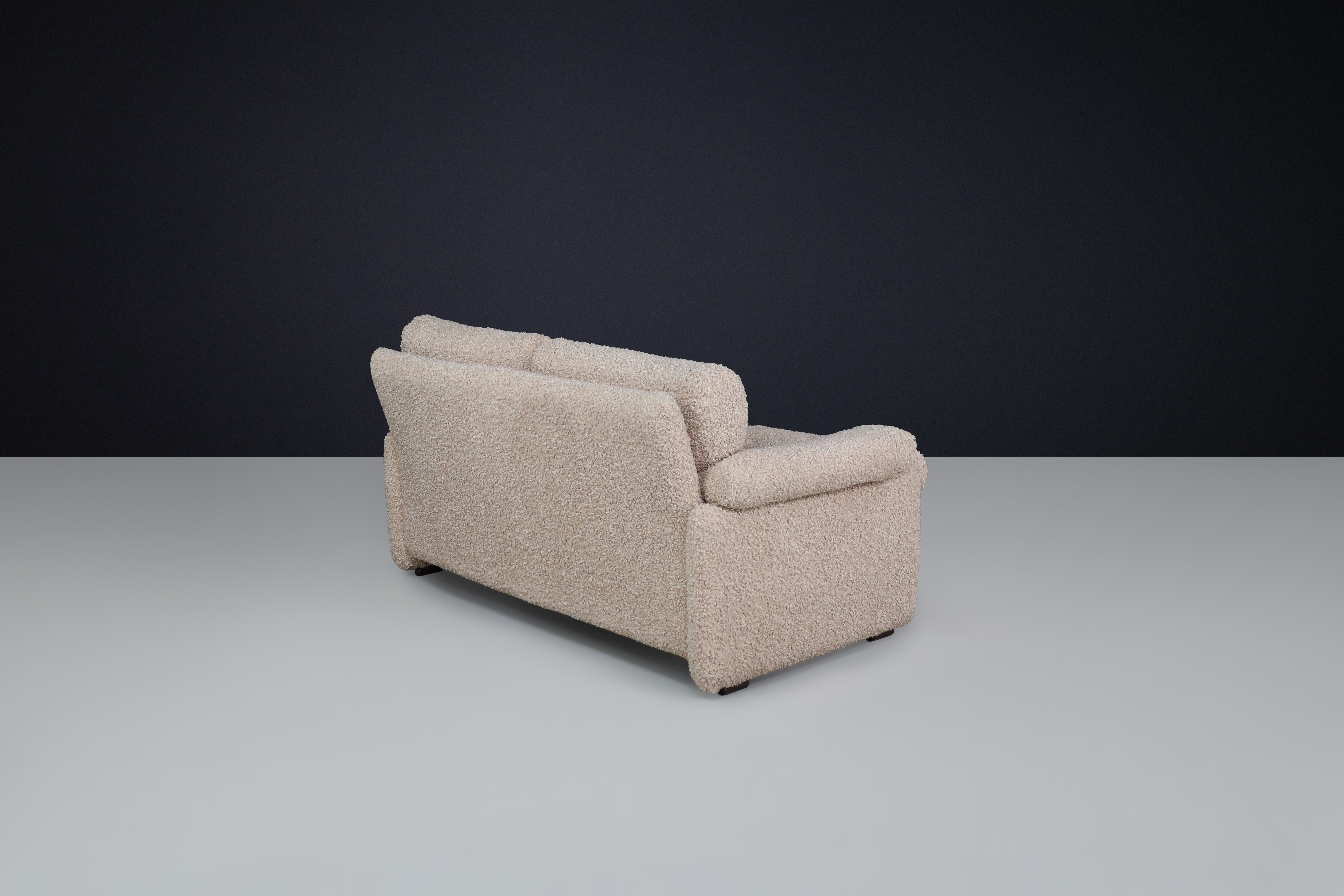 Mid-Century Modern Two-Seat 