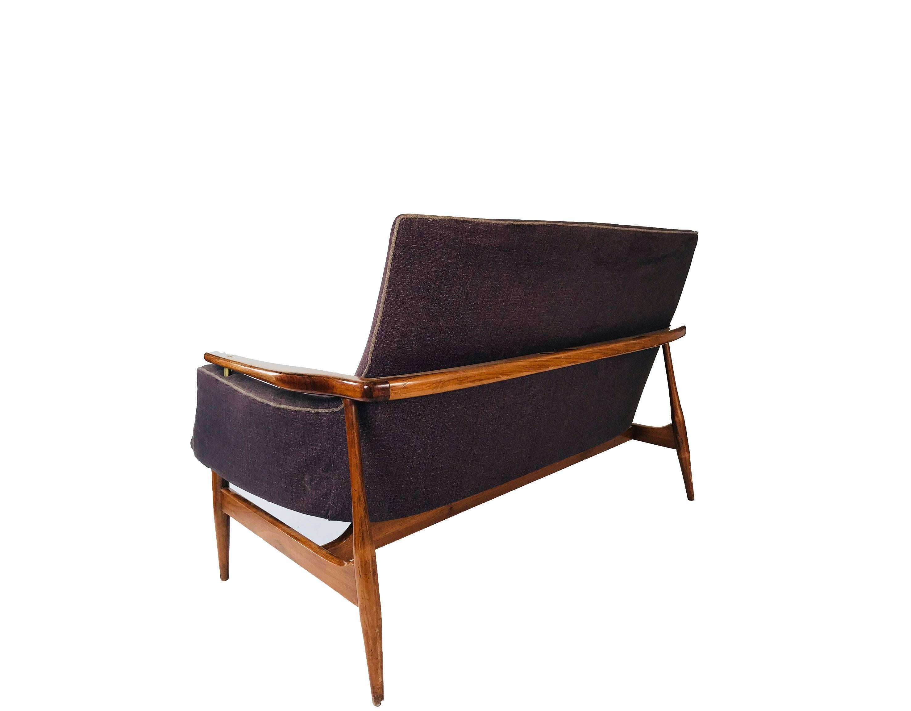 Scandinavian Modern Mid century Modern Two-Seat Sofa in the Manner of Finn Juhl NV 53