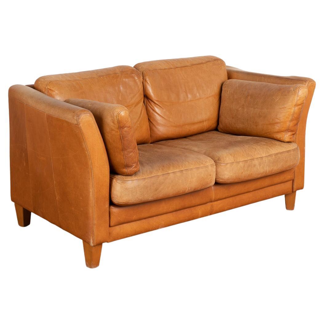 Modernes zweisitziges Sofa Loveseat aus Karamellbraunem Leder aus der Mitte des Jahrhunderts, um 1970