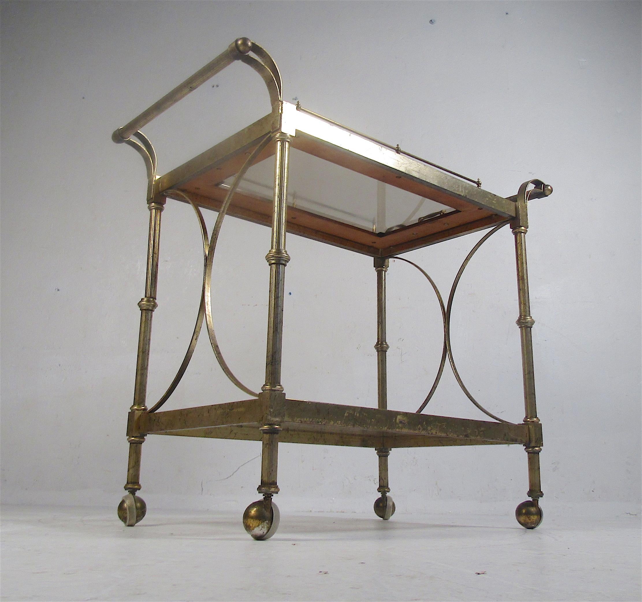 Mid-Century Modern Two-Tier Bar Cart In Good Condition In Brooklyn, NY
