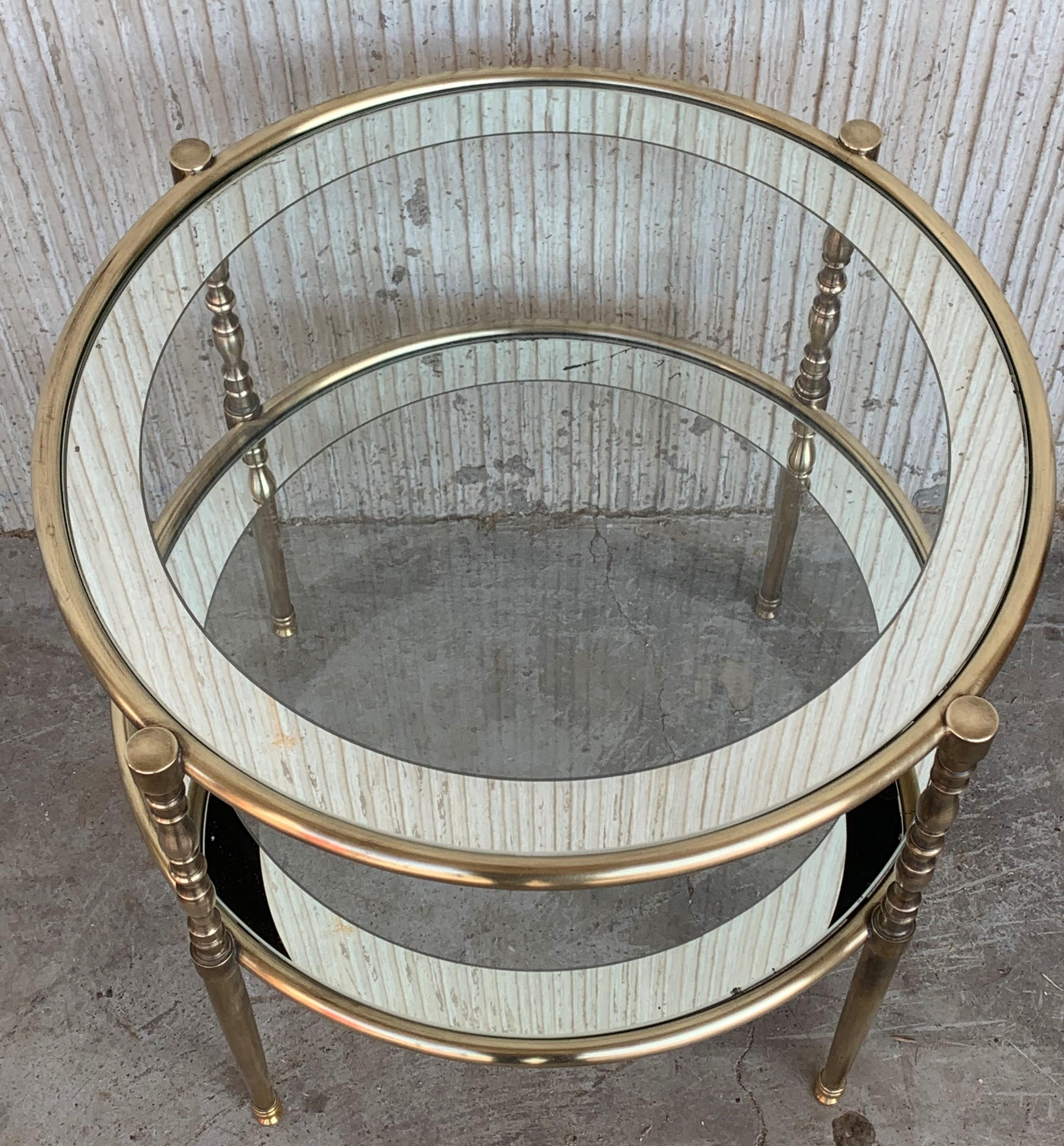 Mid-Century Modern Two-Tier Brass and Beveled Glass Side Table In Good Condition In Miami, FL
