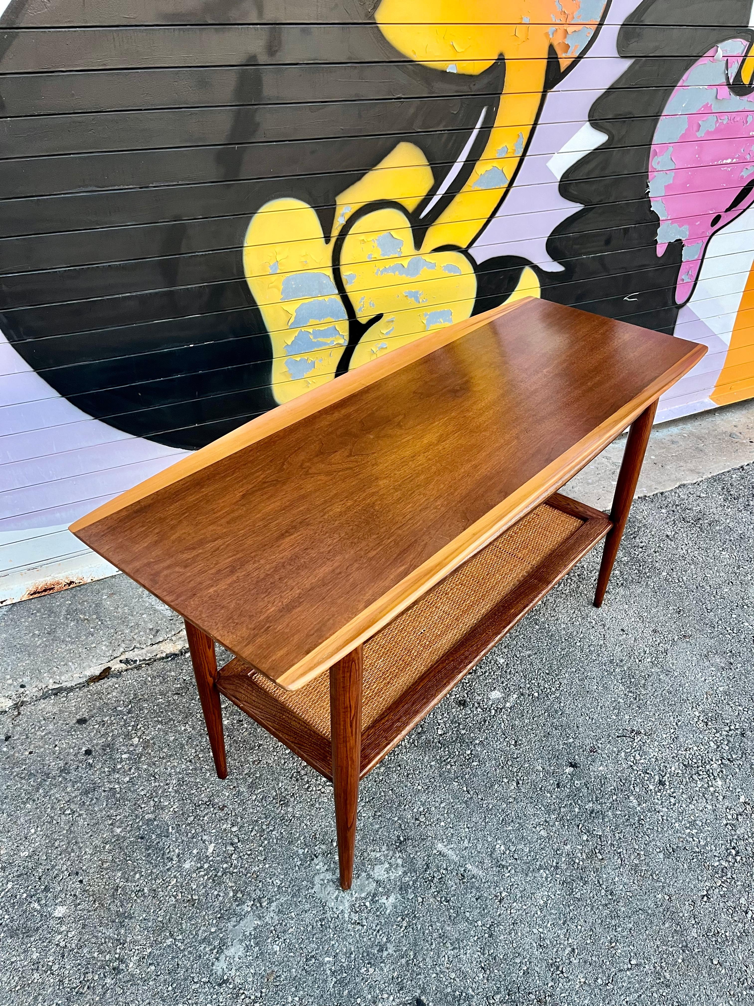 Mid-20th Century Mid Century Modern Two Tier Console Table by Basset Furniture. Circa 1960s For Sale