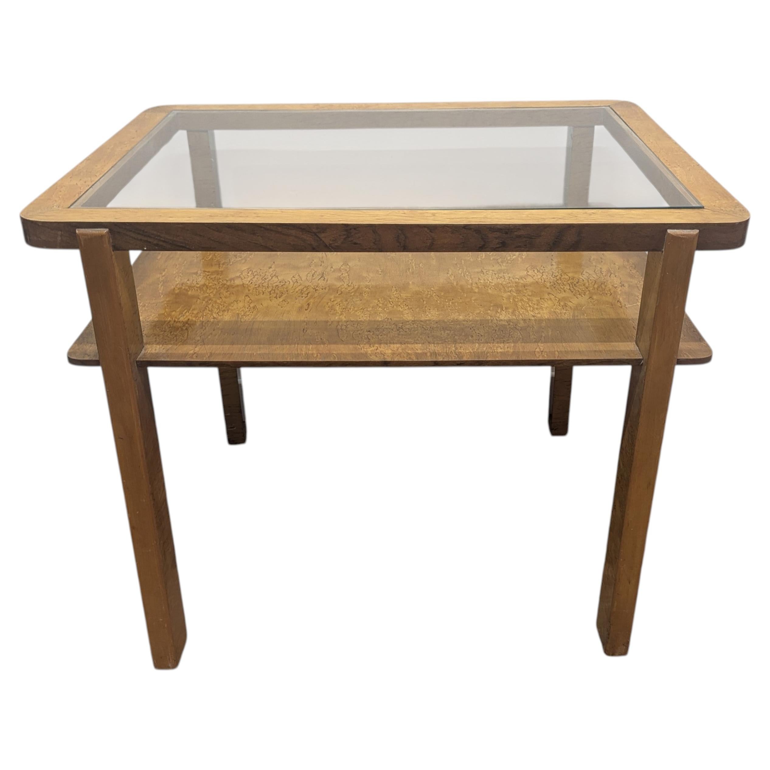 Table d'appoint à deux niveaux de style « Mid-Century Modern » en vente