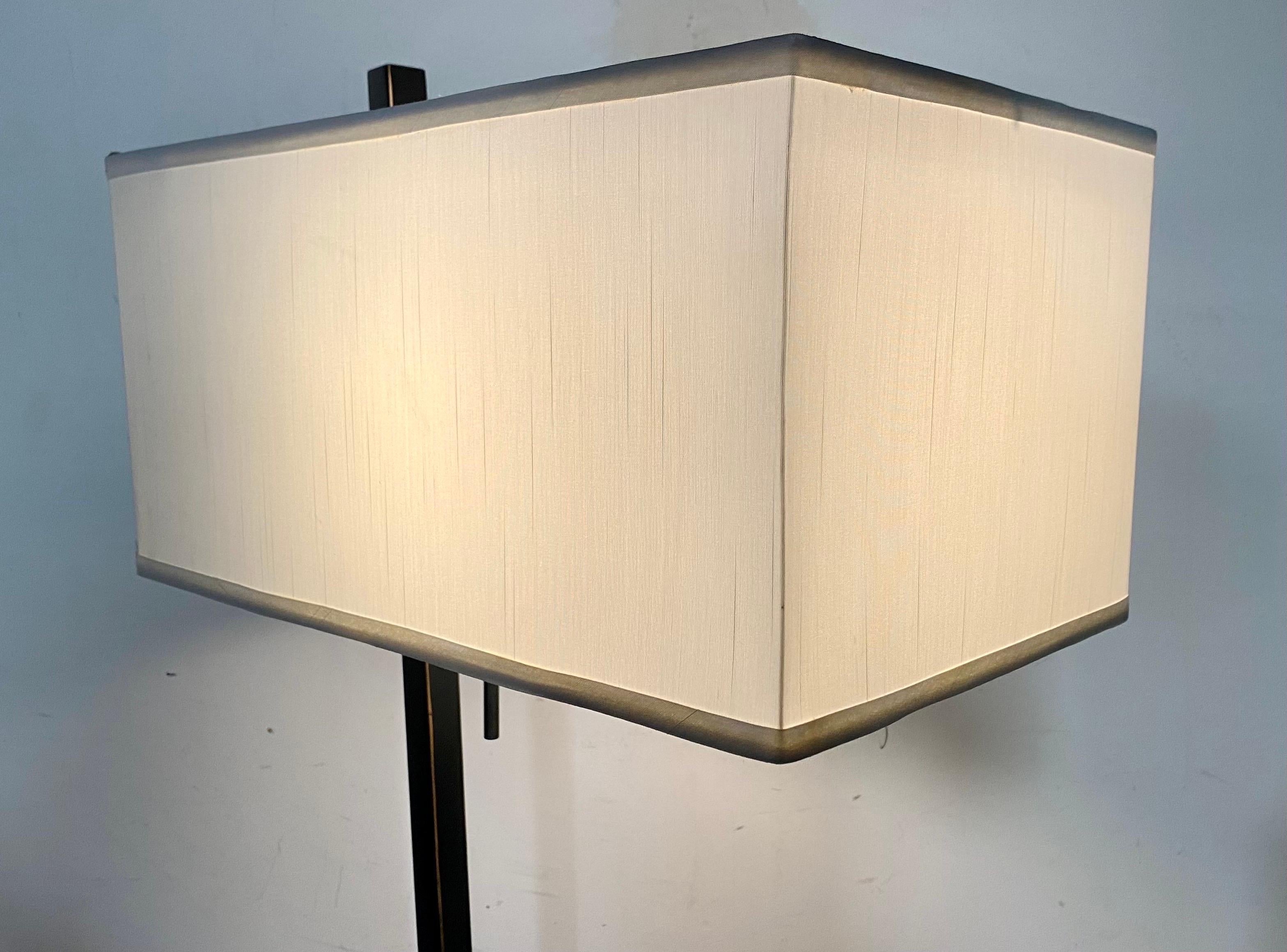 Mid- Century Modern Two-Tier Table Floor Lamp For Sale 6