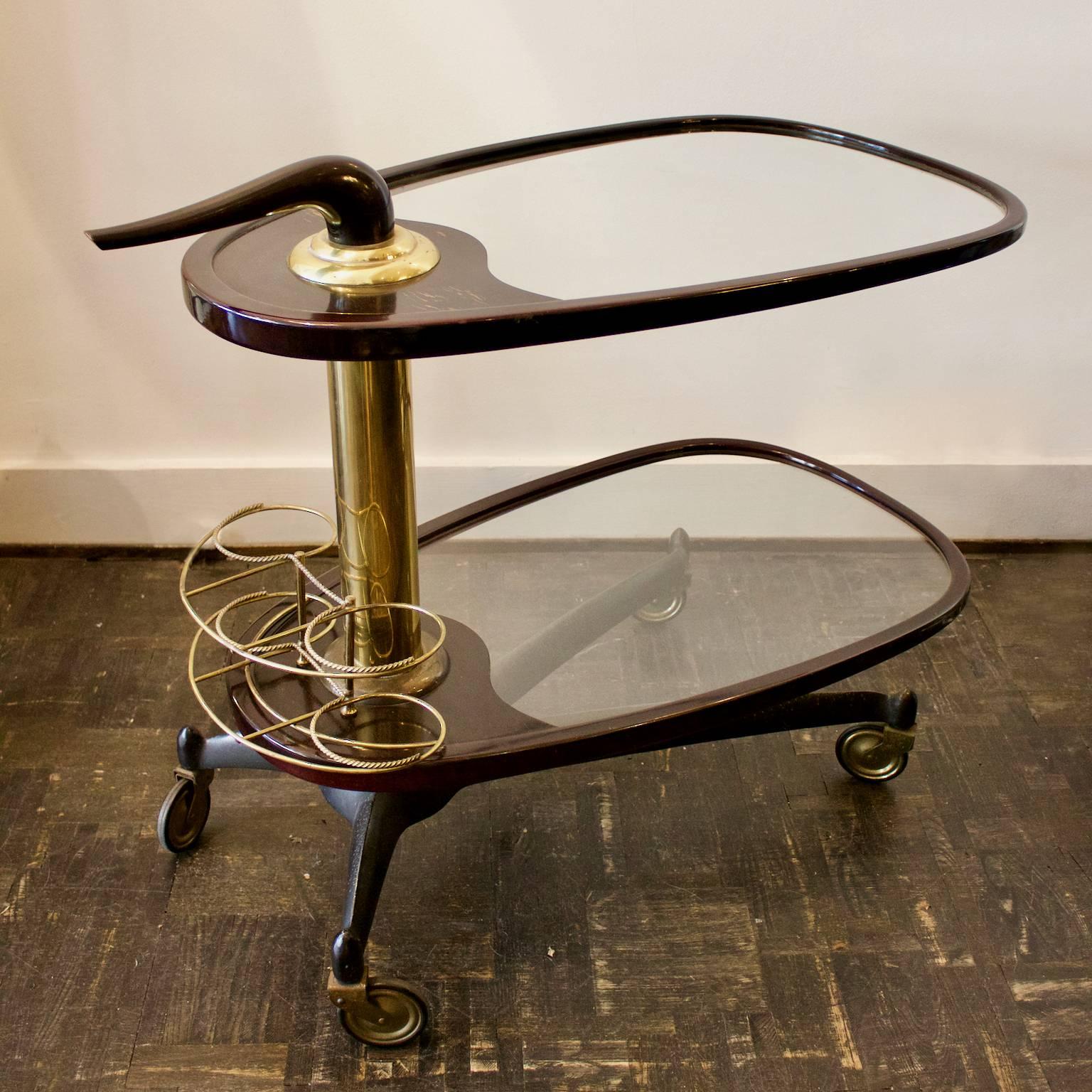 Mid-Century Modern Two-Tier Wooden Bar Trolley with Brass Details, Italy, 1950s In Good Condition In London, GB