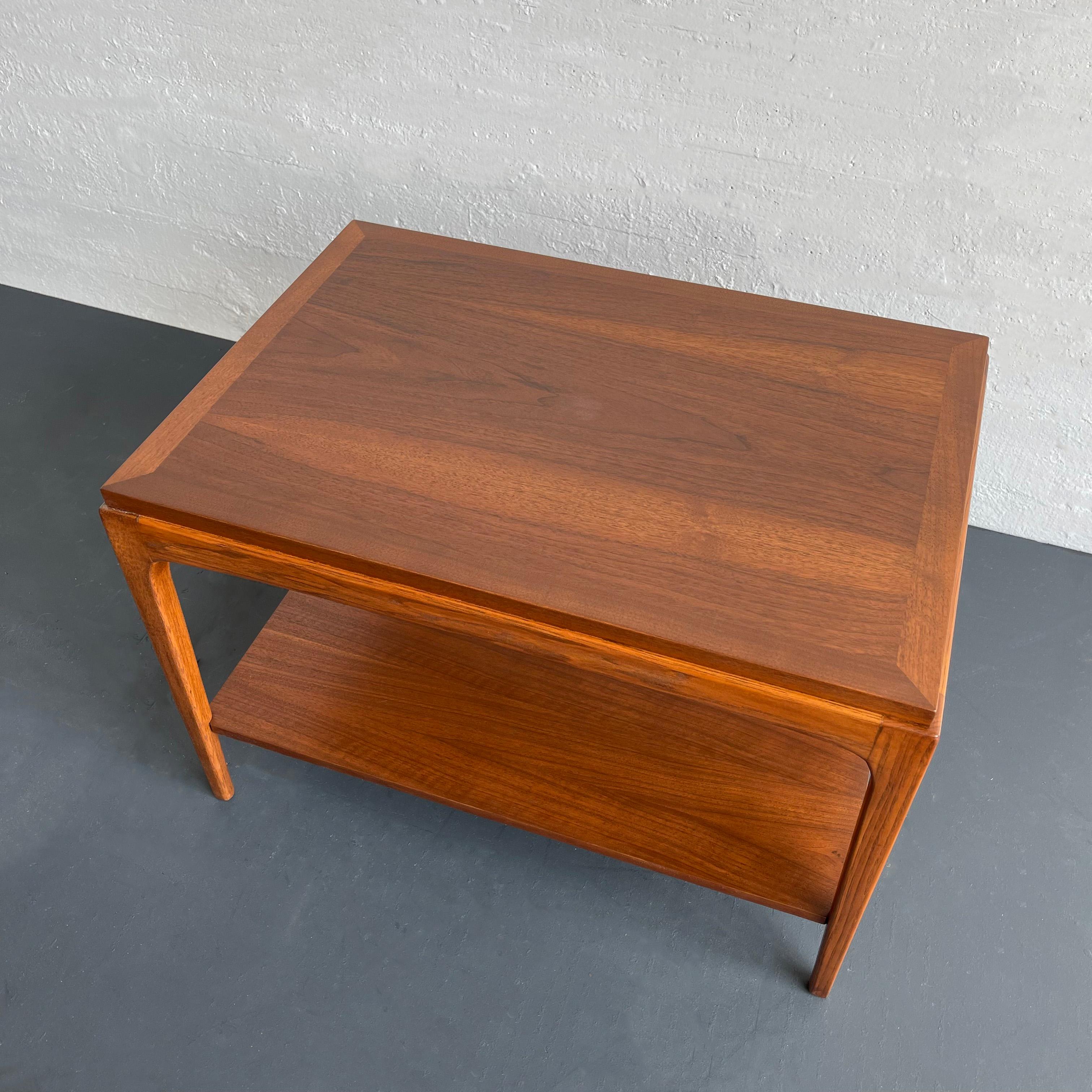 Mid-Century Modern Two-Tiered Side Table By Lane Furniture 1