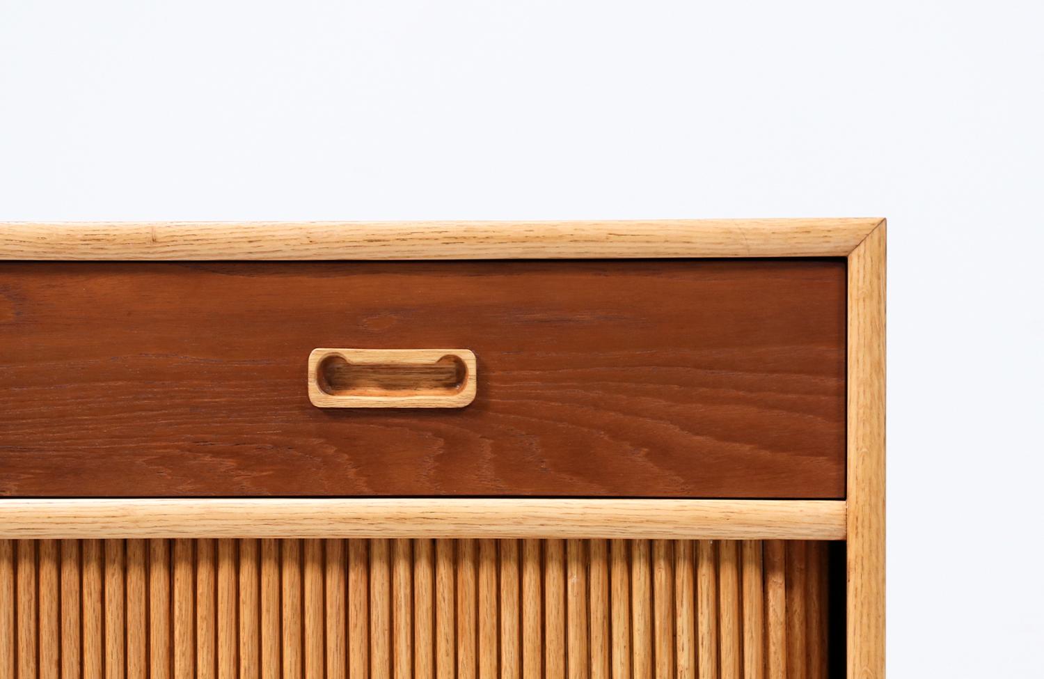 Expertly Restored - Mid-Century Modern Two-Tone Tambour-Door Credenza For Sale 1