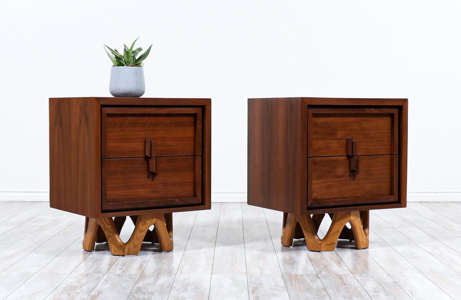 Mid-Century Modern two-tone walnut & oak night stands.

________________________________________

Transforming a piece of Mid-Century Modern furniture is like bringing history back to life, and we take this journey with passion and precision. With