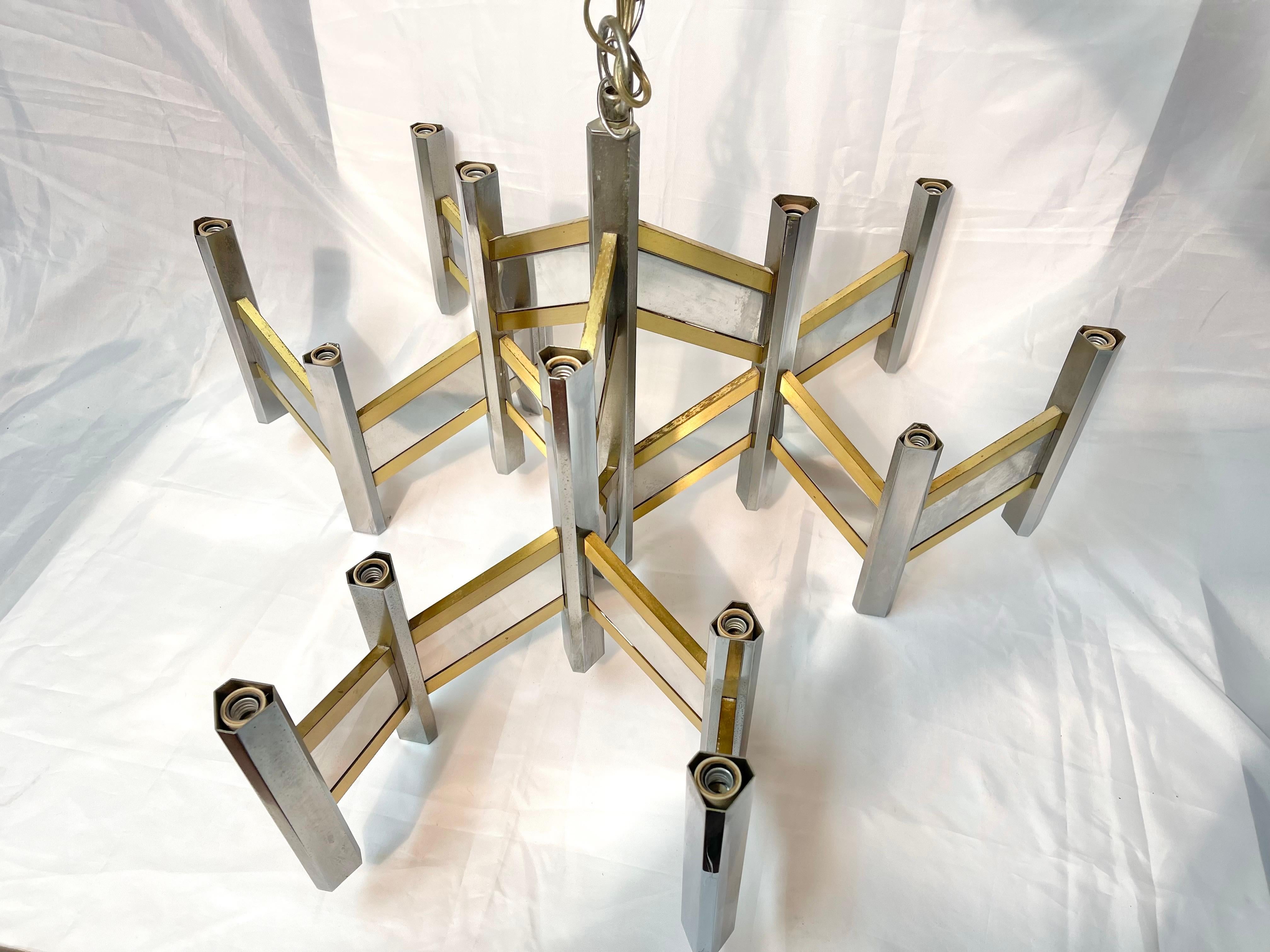 Mid Century Modern Two toned Chandelier by Gaetano Sciolari  In Good Condition In Redding, CT