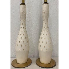 Lampade da tavolo in ceramica bianca e oro "Tye of California", stile metà secolo moderno