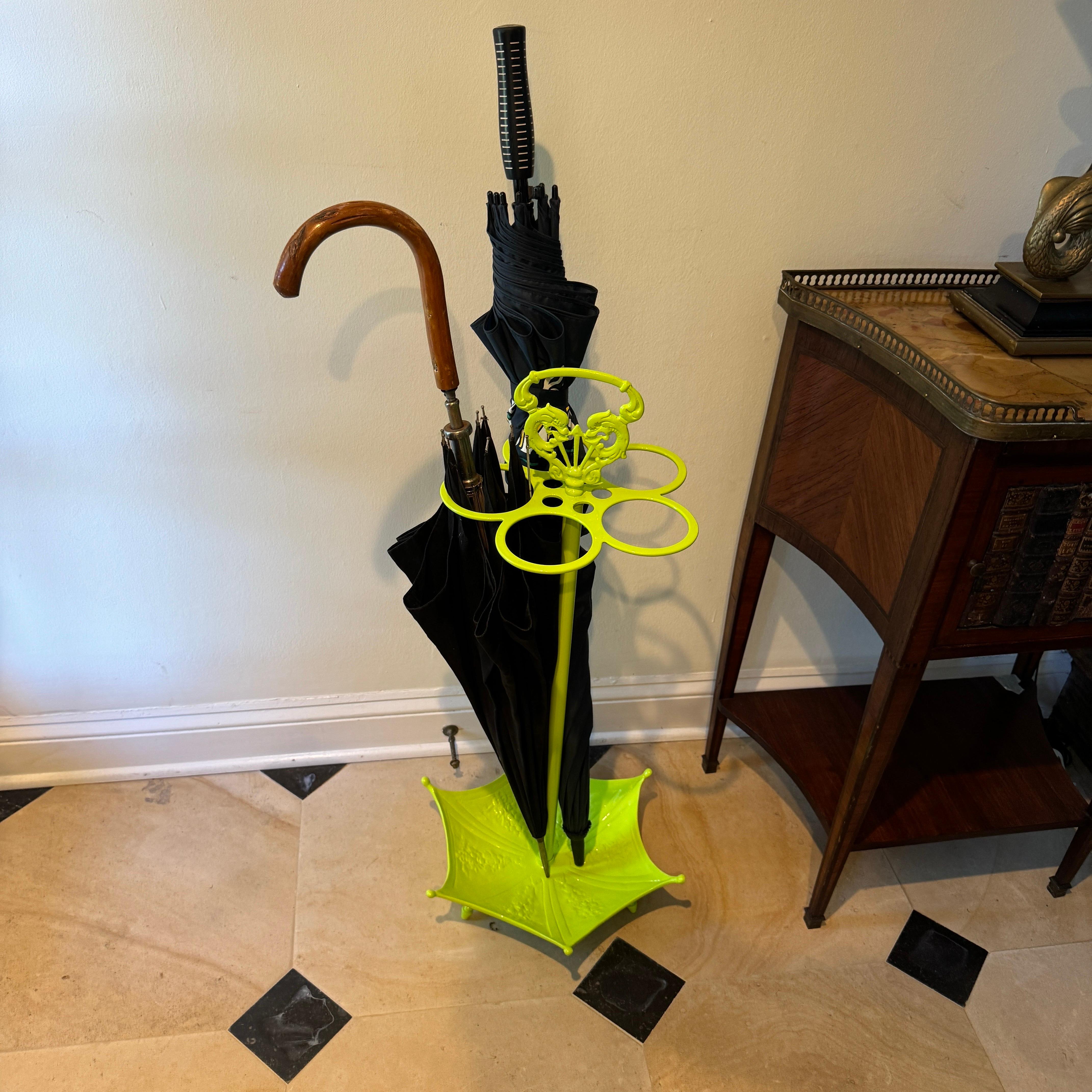 Mid-Century Modern Umbrella Stand Holder, Powder-Coated For Sale 5