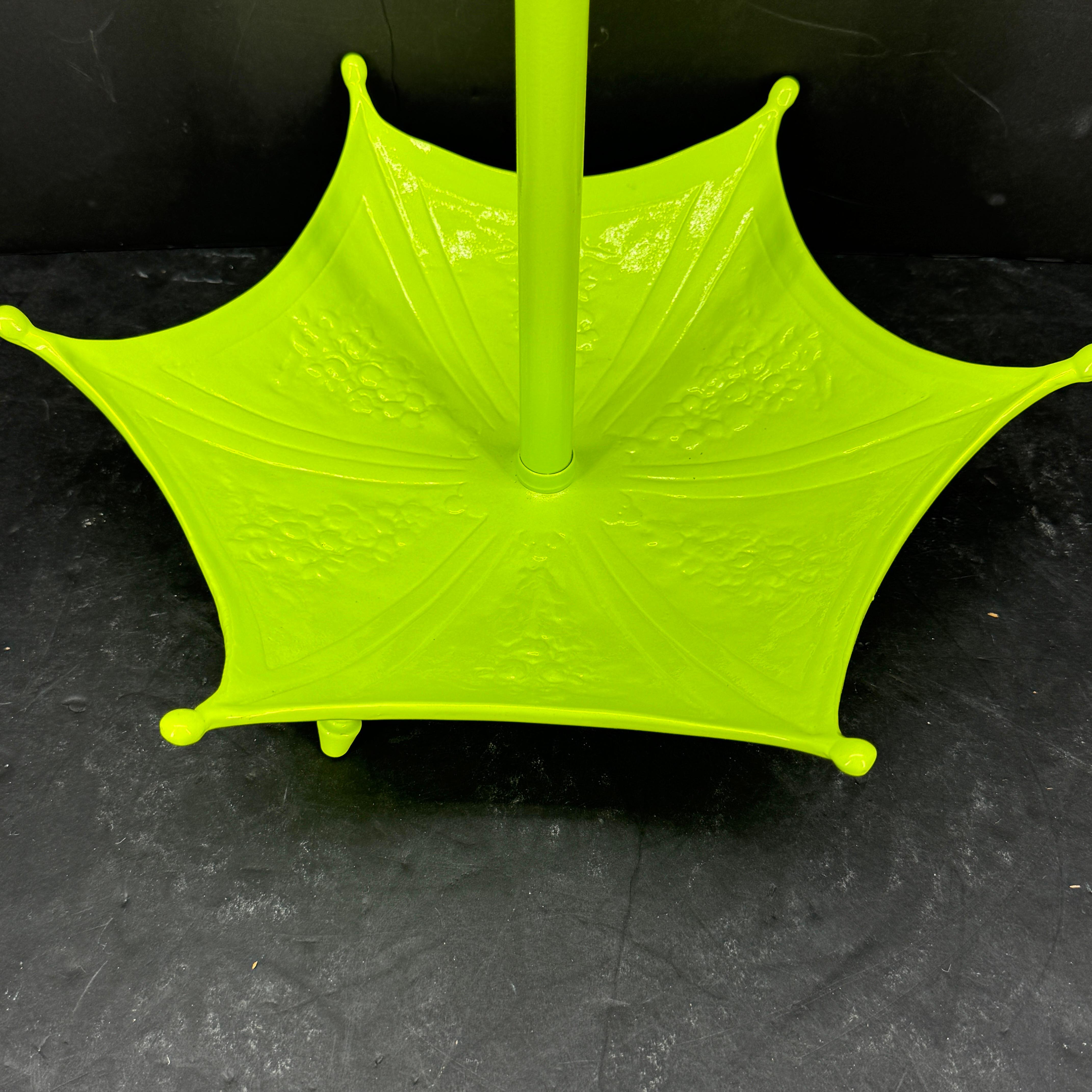 Mid-Century Modern Umbrella Stand Holder, Powder-Coated In Good Condition For Sale In Haddonfield, NJ