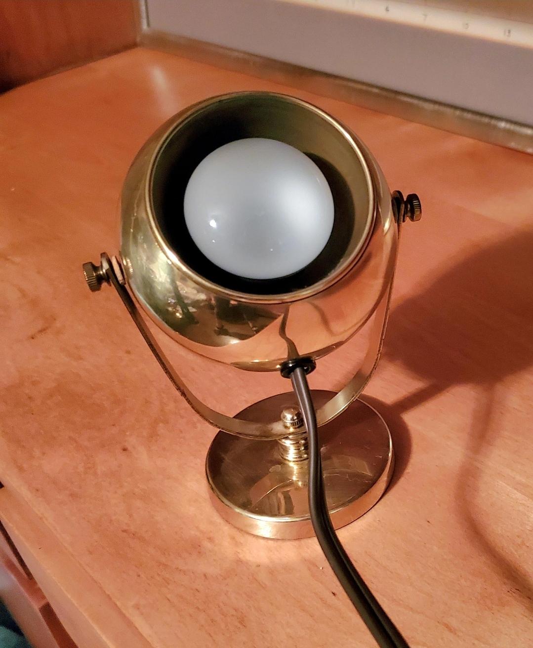 Mid-Century Modern Underwriter Laboratories Eyeball Desk Lamp 5
