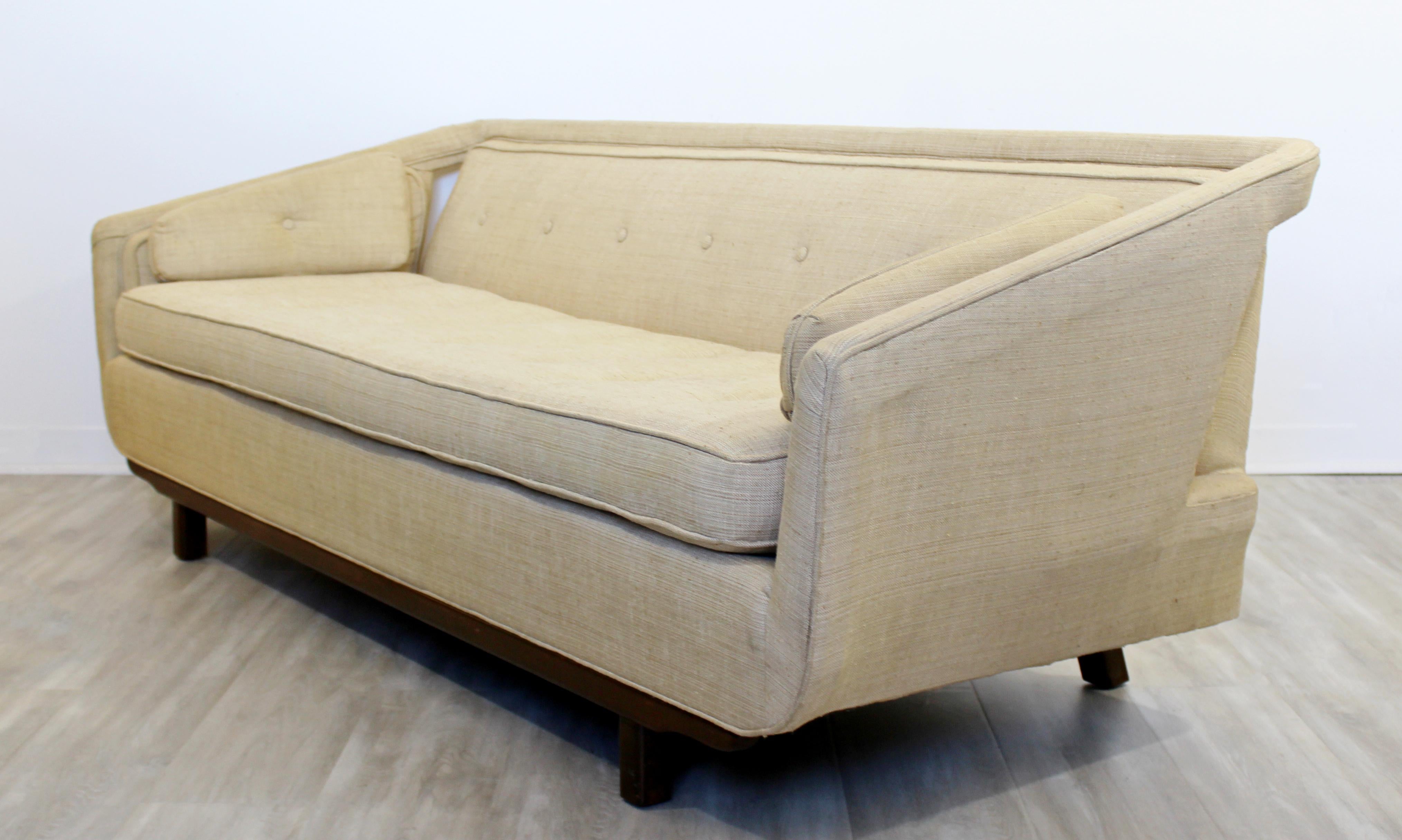 Mid-Century Modern Unique Sculptural Sofa Attributed to Dunbar or Laszlo, 1960s In Good Condition In Keego Harbor, MI
