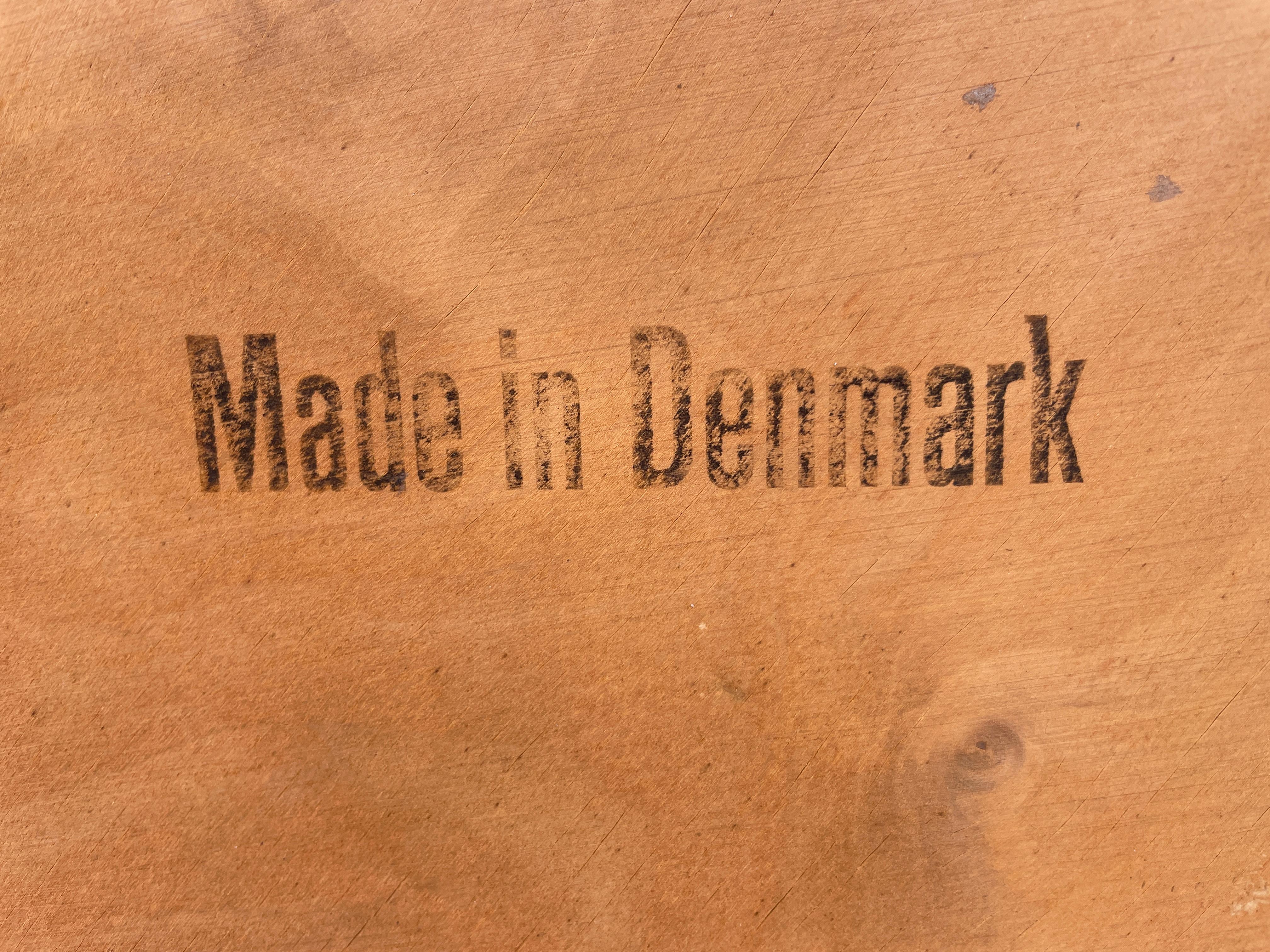 Mid-Century Modern Unique Teak Round Planter Coffee Table IDG, Denmark 10