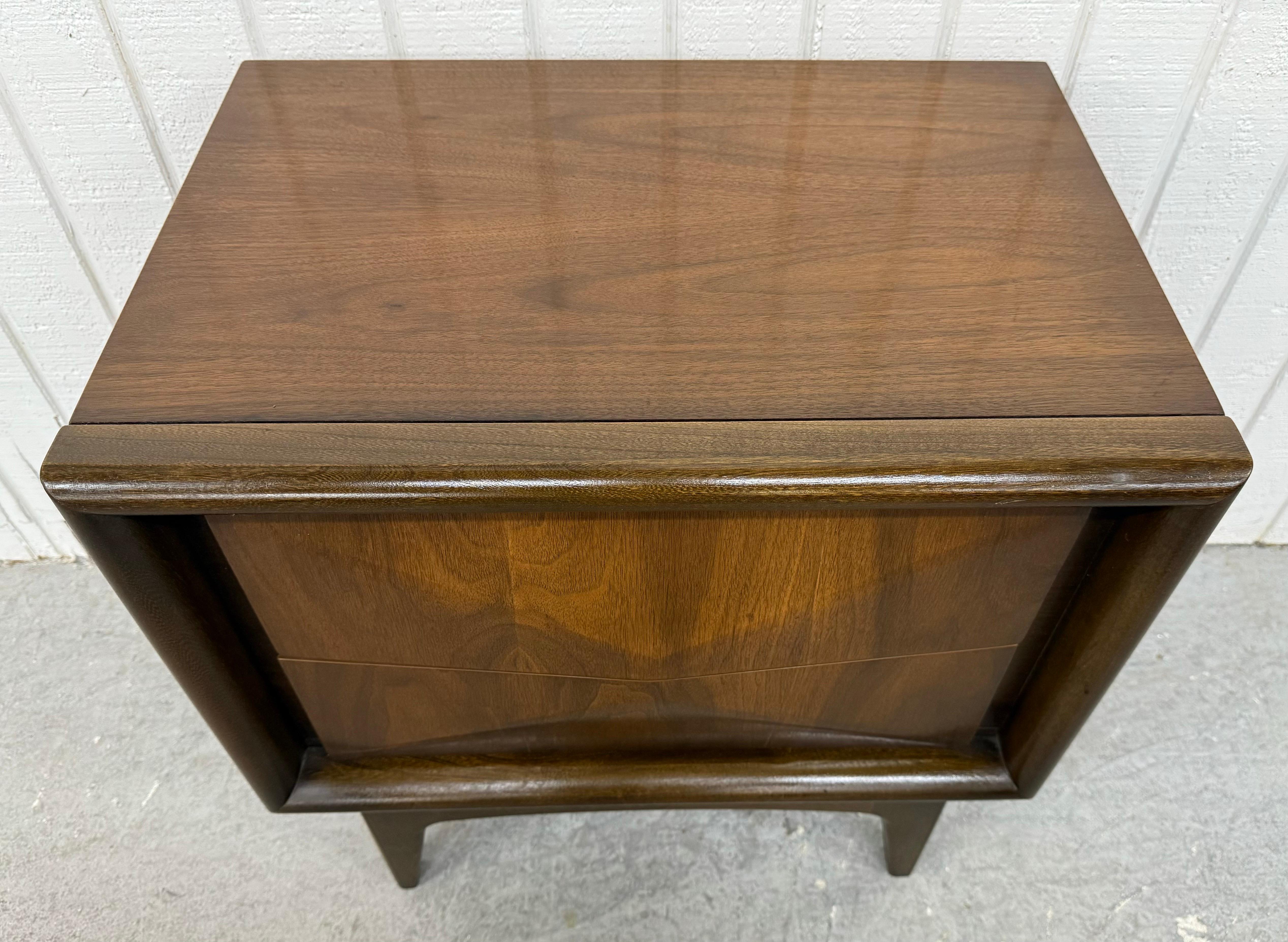 American Mid-Century Modern United Diamond Walnut Nightstand