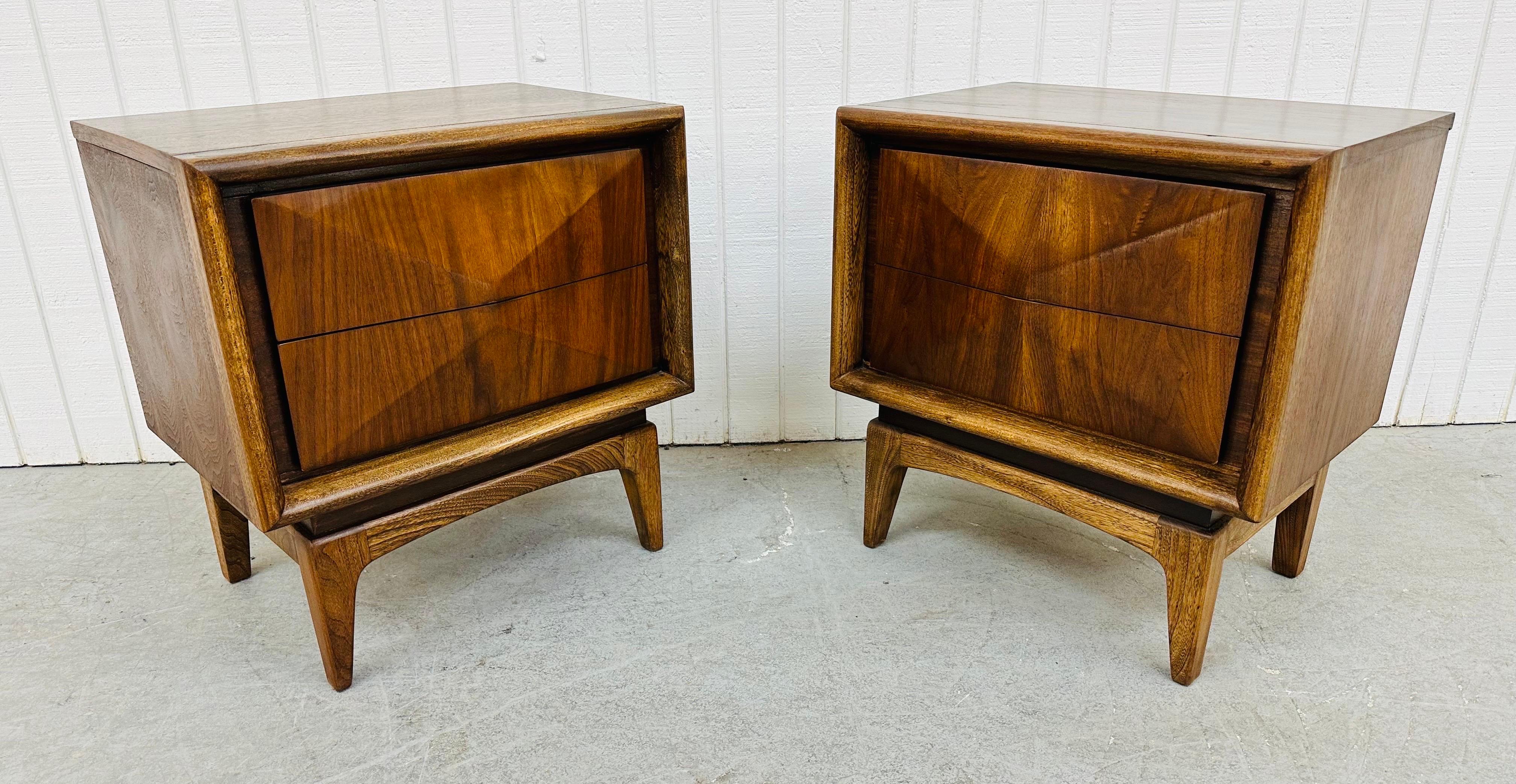 This listing is for a pair of Mid-Century Modern United Diamond Walnut Nightstands. Featuring a straight line design, two diamond shaped drawers for storage, and a beautiful walnut finish. This is an exceptional combination of quality and design by