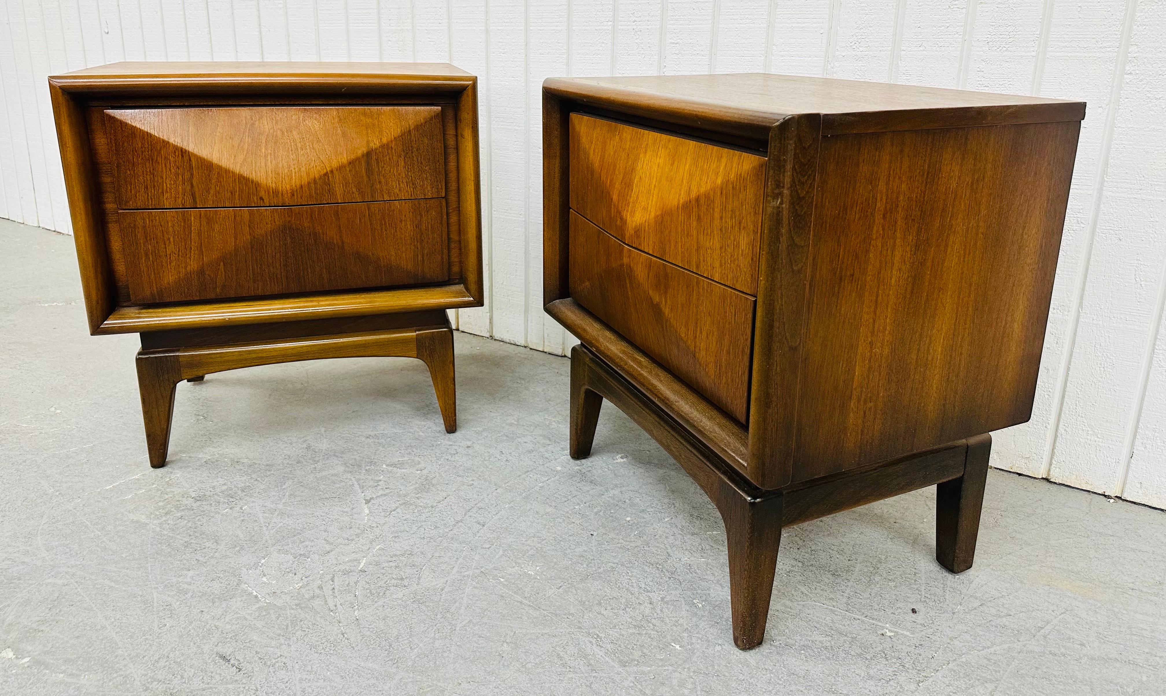 This listing is for a pair of Mid-Century Modern United Diamond Walnut Nightstands. Featuring a straight line design, two drawer geometrical diamond front, modern legs, and a beautiful walnut finish. This is an exceptional combination of quality and