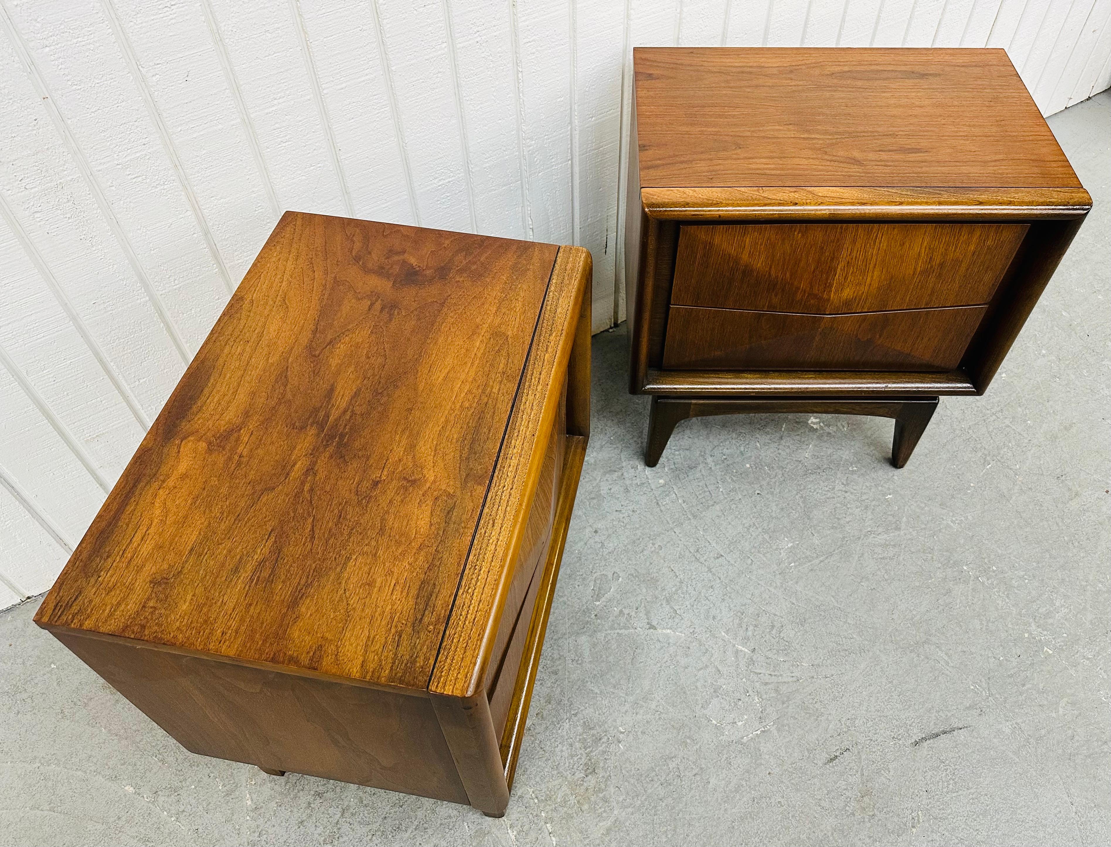 20th Century Mid-Century Modern United Diamond Walnut Nightstands - Set of 2