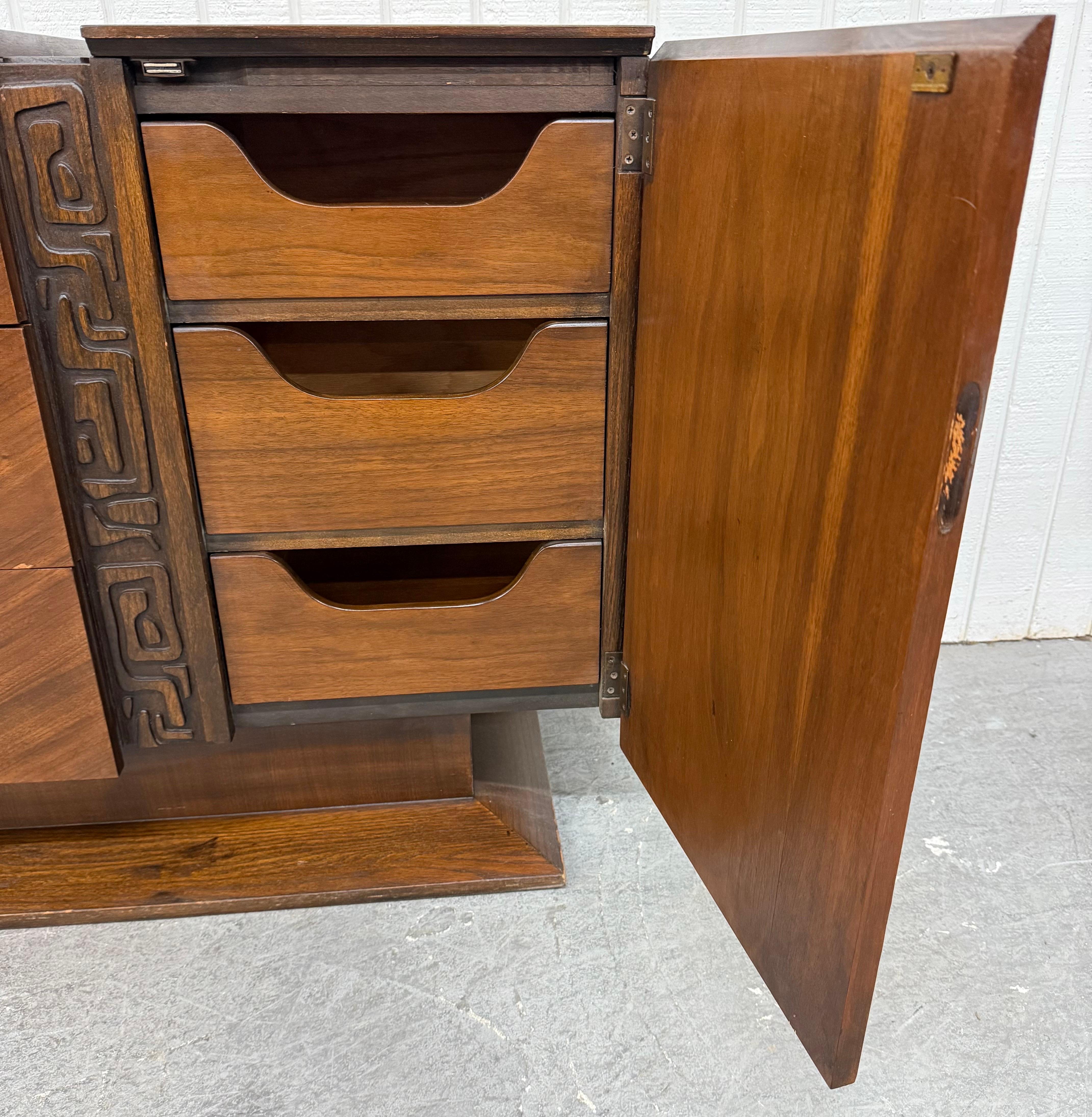 Wood Mid-Century Modern United Tiki Walnut Bedroom Set - Set of 6