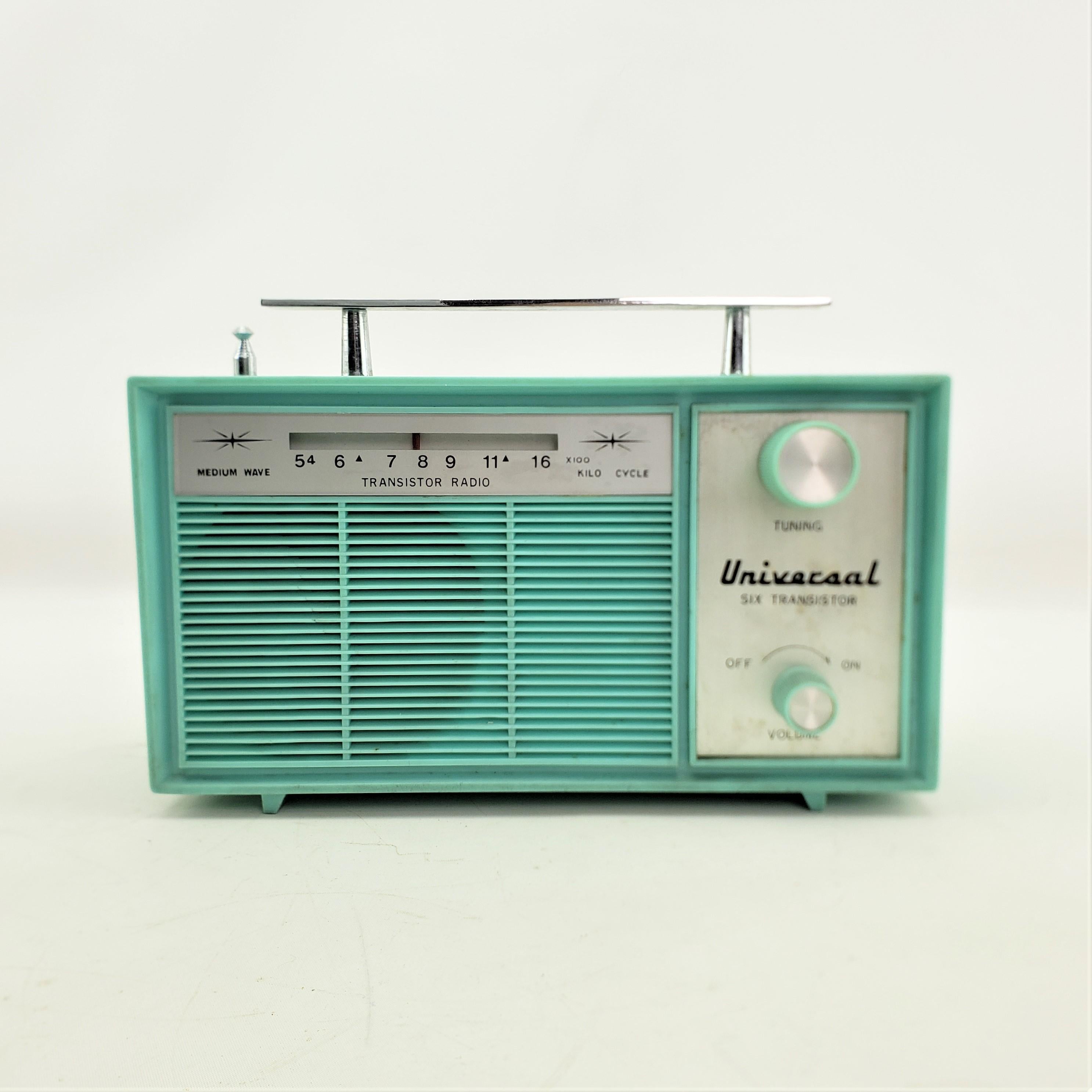 Mid-Century Modern Universal Modell CE-616 Türkis AM Band Portable Radio & Box, Mid-Century Modern (Kanadisch) im Angebot