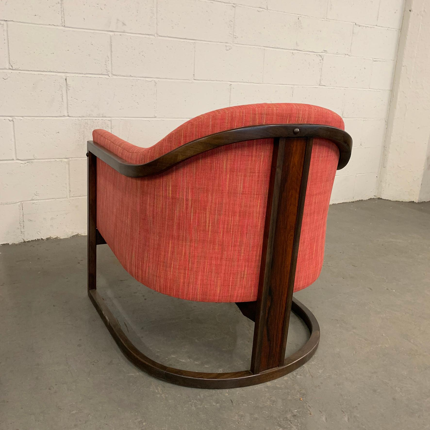 Moderner gepolsterter Barrel Club Chair aus der Mitte des Jahrhunderts, Harvey Probber zugeschrieben (Stoff) im Angebot