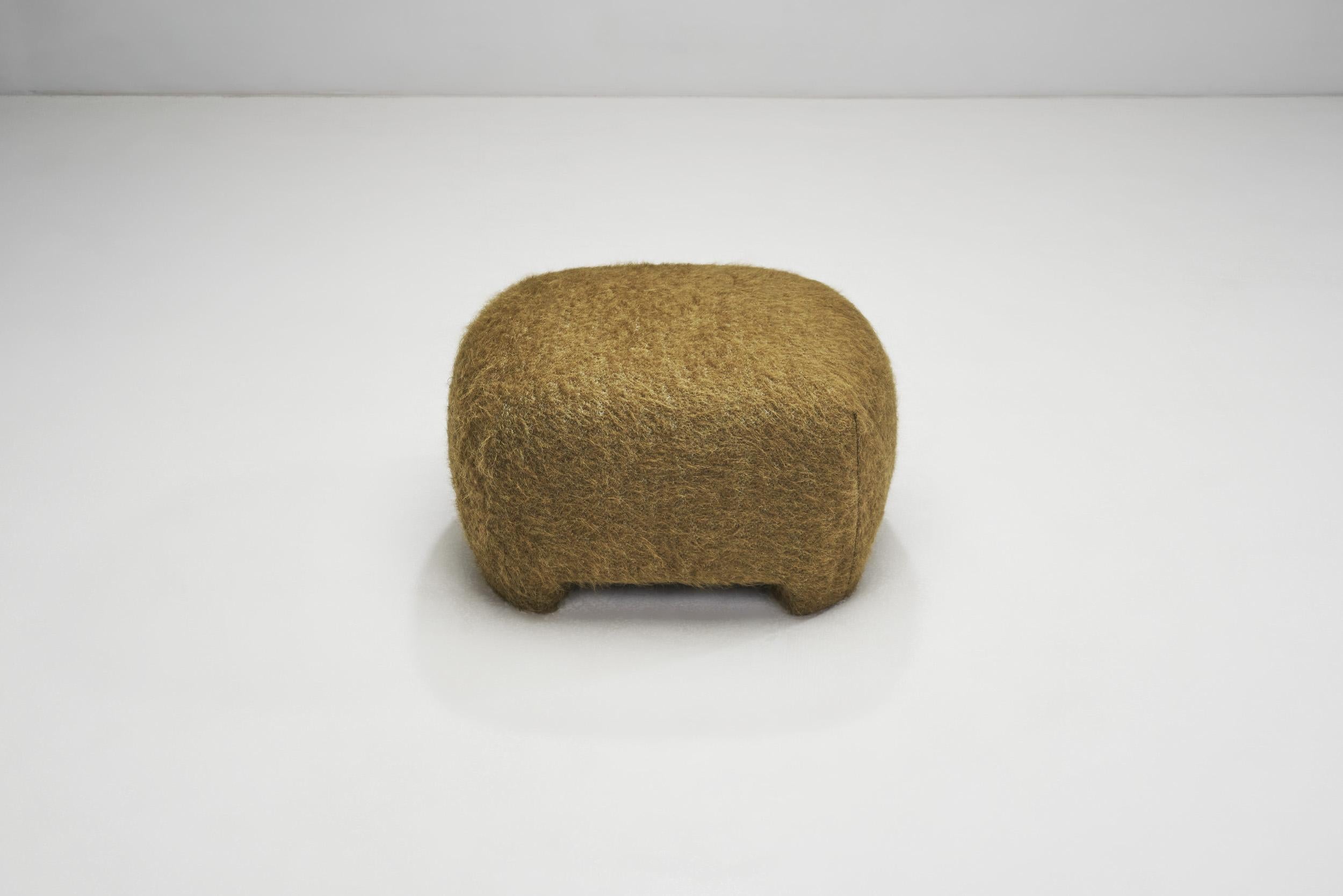 Mid-Century Modern Upholstered Lounge Chair and Ottoman, Denmark ca 1950s For Sale 6