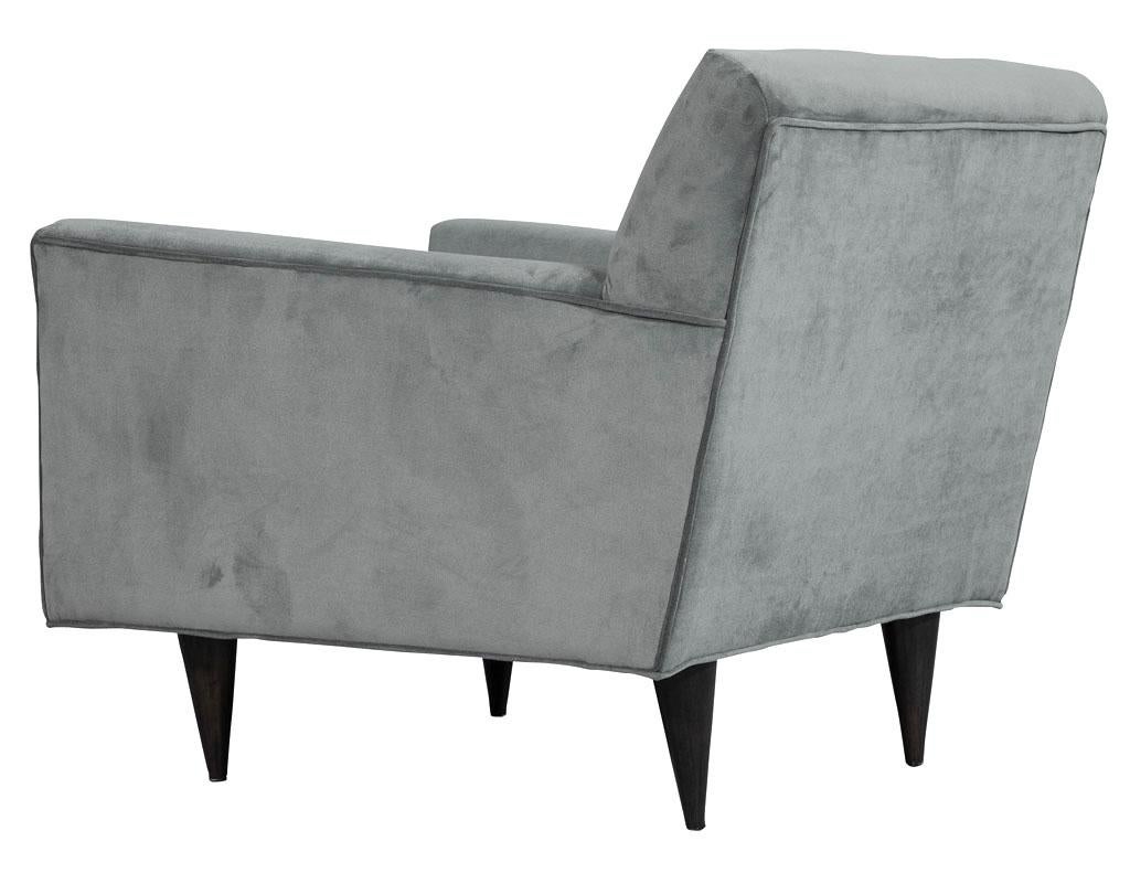 Fabric Mid-Century Modern Upholstered Lounge Chair For Sale