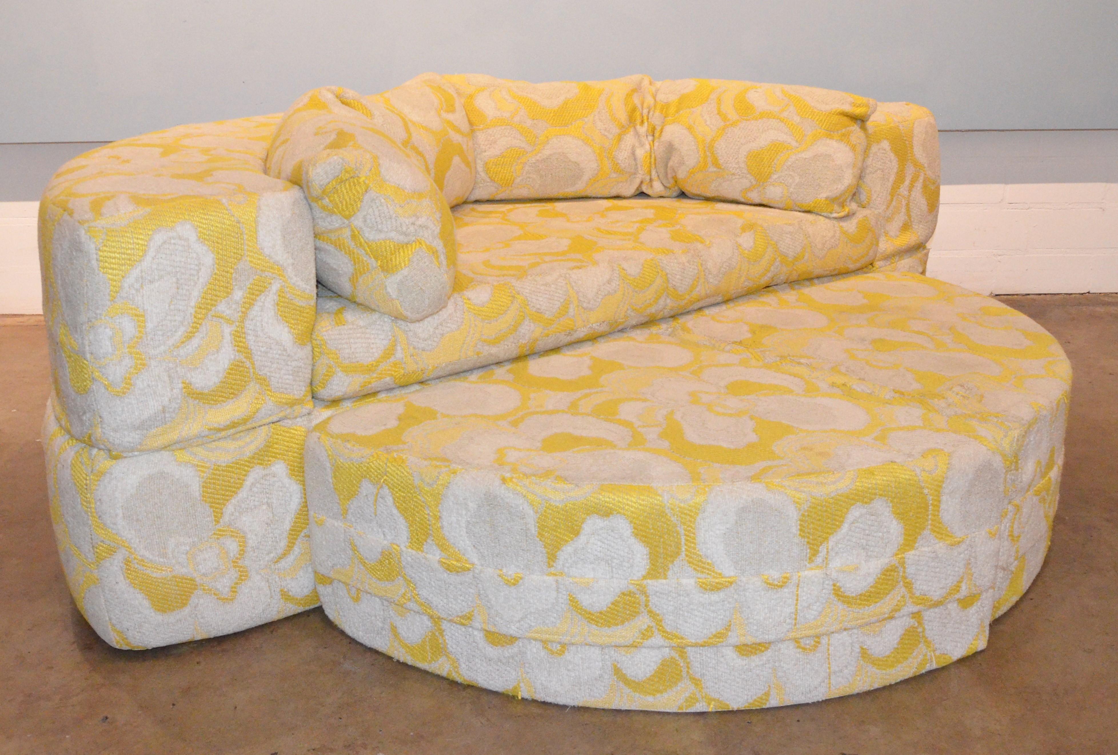 20th Century Mid-Century Modern Upholstered Round Sleeper Sofa/ Chaise/ Lounger with Bolsters