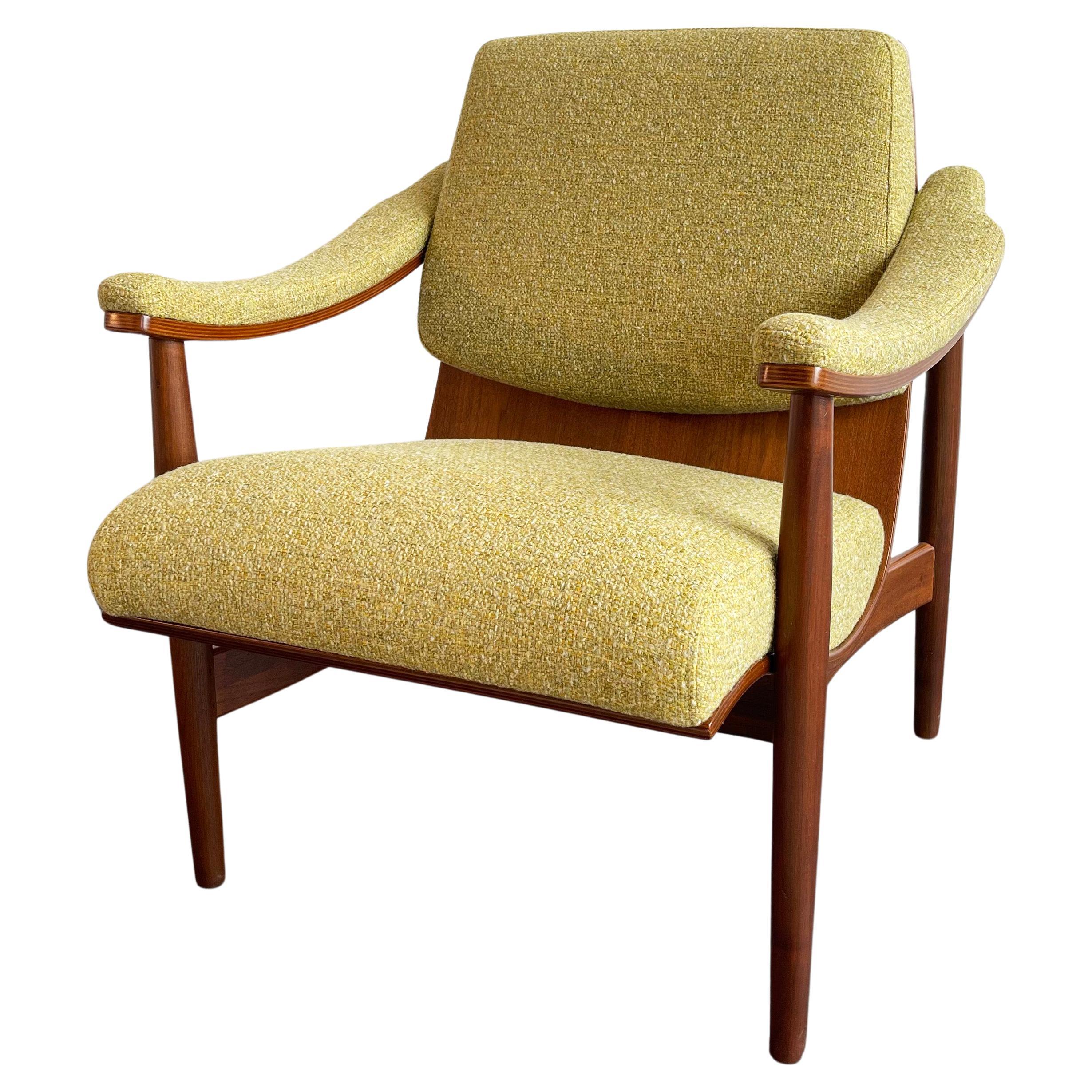 Mid-Century Modern Upholstered Scoop Bentwood Armchair By Thonet For Sale