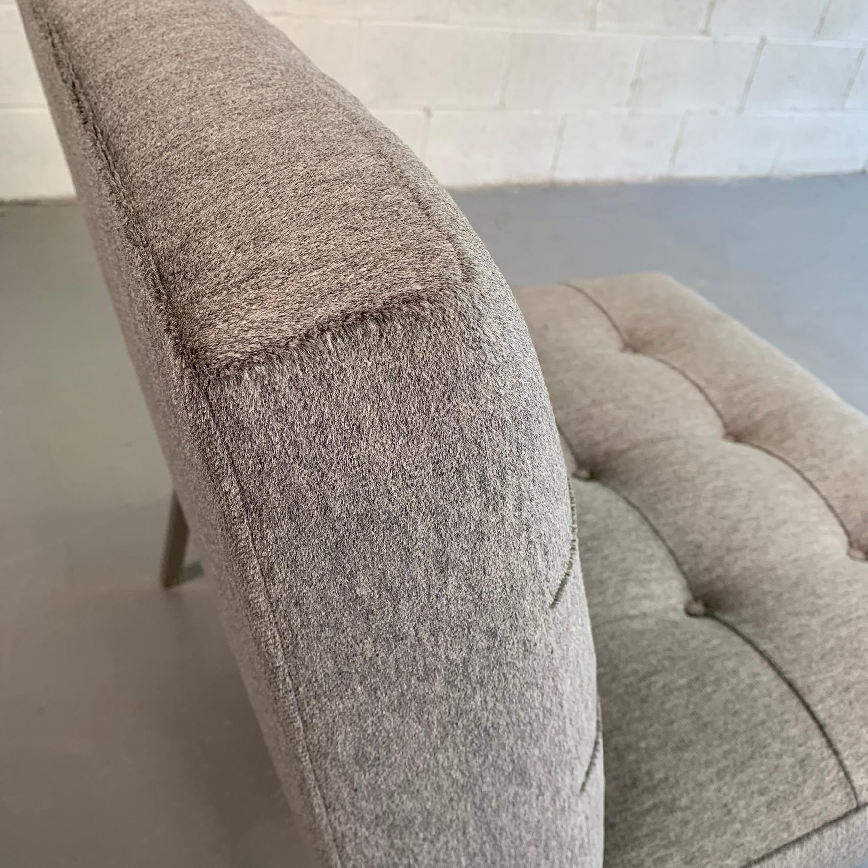 Mid-Century Modern Upholstered Slipper Chair by Florence Knoll 1