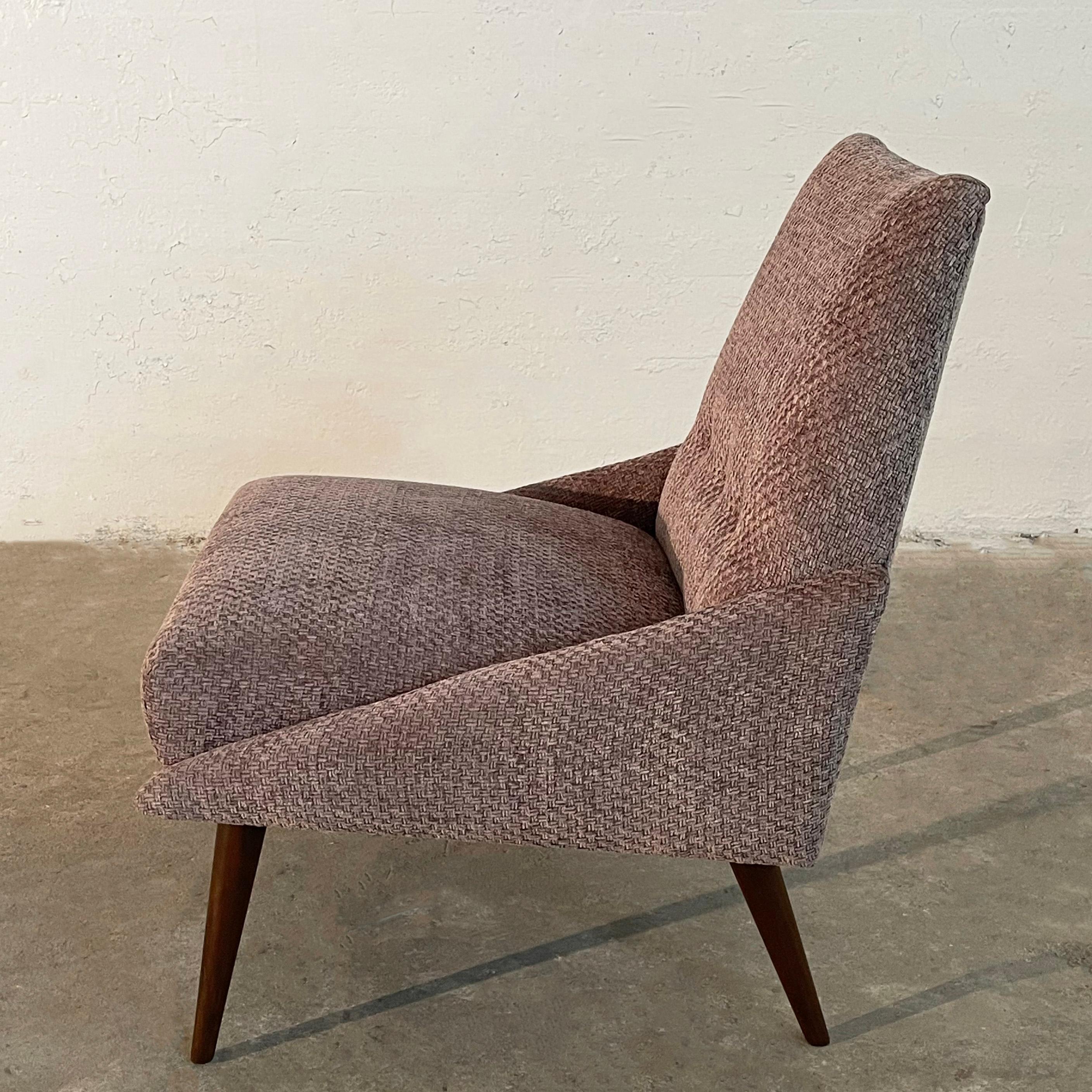 Mid-Century Modern Upholstered  Walnut Slipper Chair By Kroehler For Sale 1