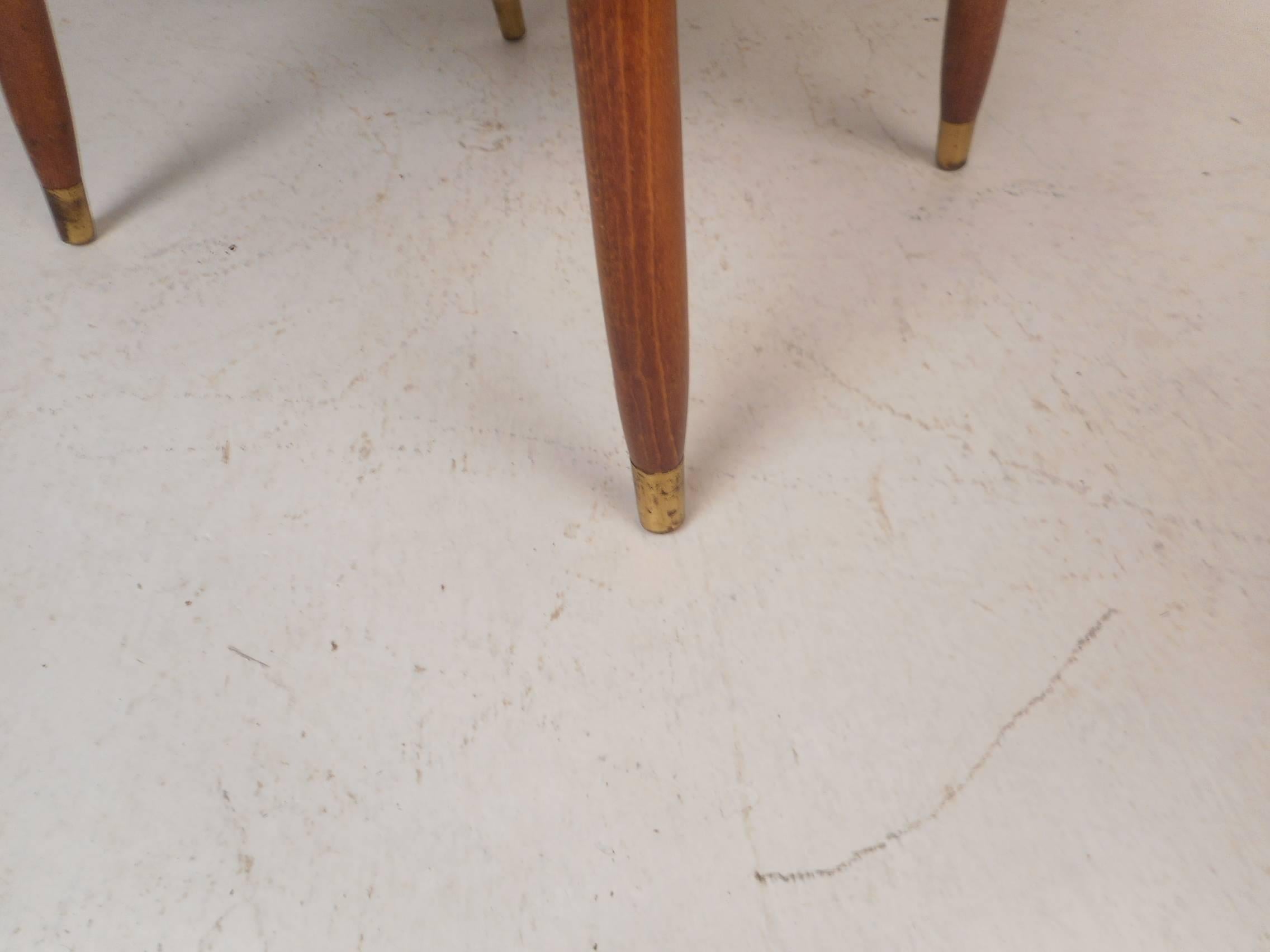 Mid-Century Modern Valet Chair 2