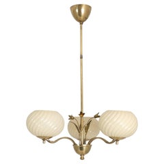Chandeliers and Pendants