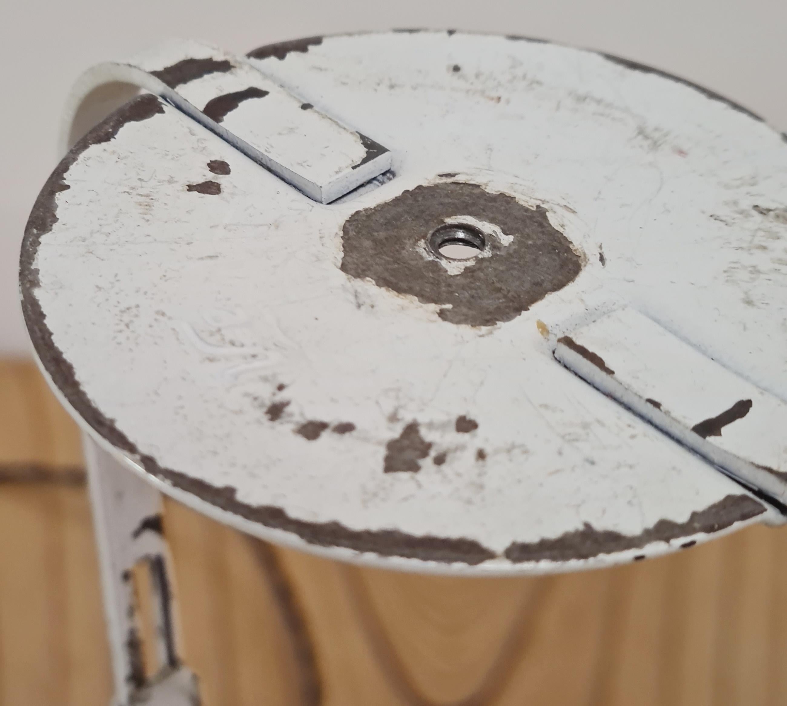 Lámpara de mesa Valinte, moderna de mediados de siglo, teca, latón y pantalla de seda, Finlandia Años 60 Latón en venta