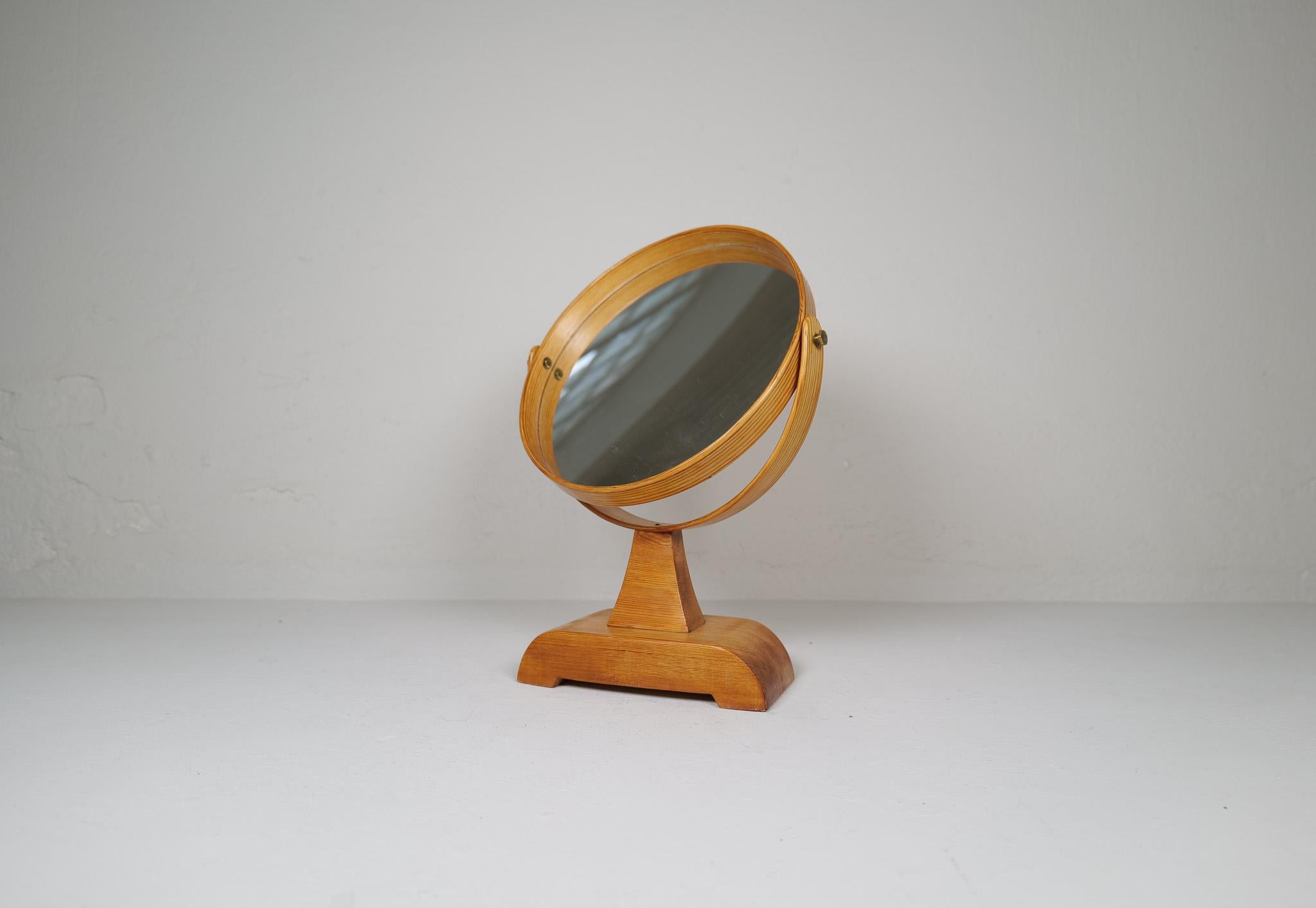 Mid-Century Modern Vanity Solid Pine Table Mirror, Sweden, 1970s In Good Condition In Hillringsberg, SE