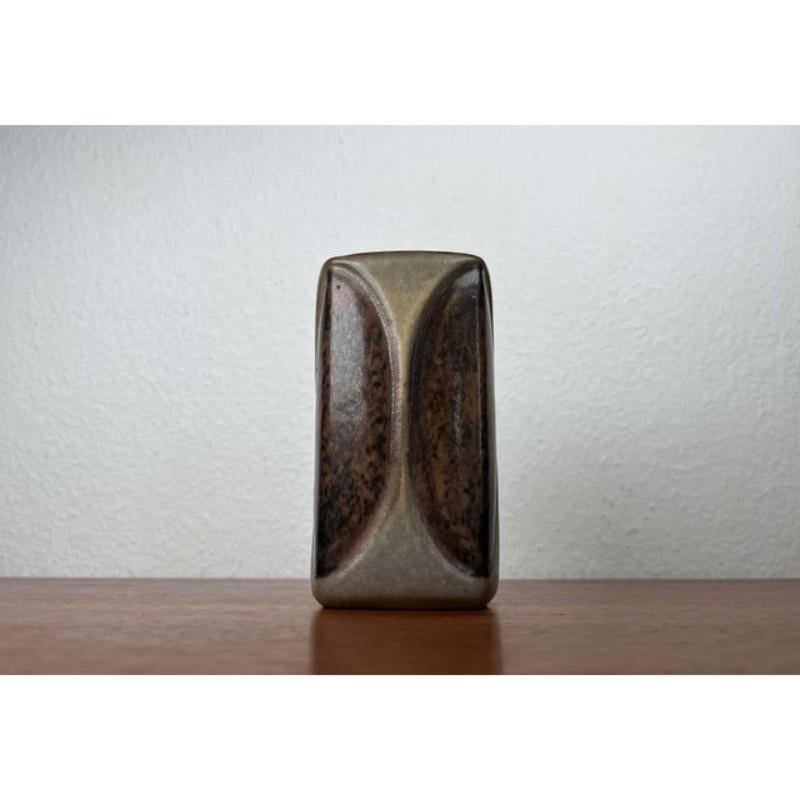 Vase moderne du milieu du siècle par Marianne Starck pour Michael Andersen, Bornholm, 1960s en vente 3