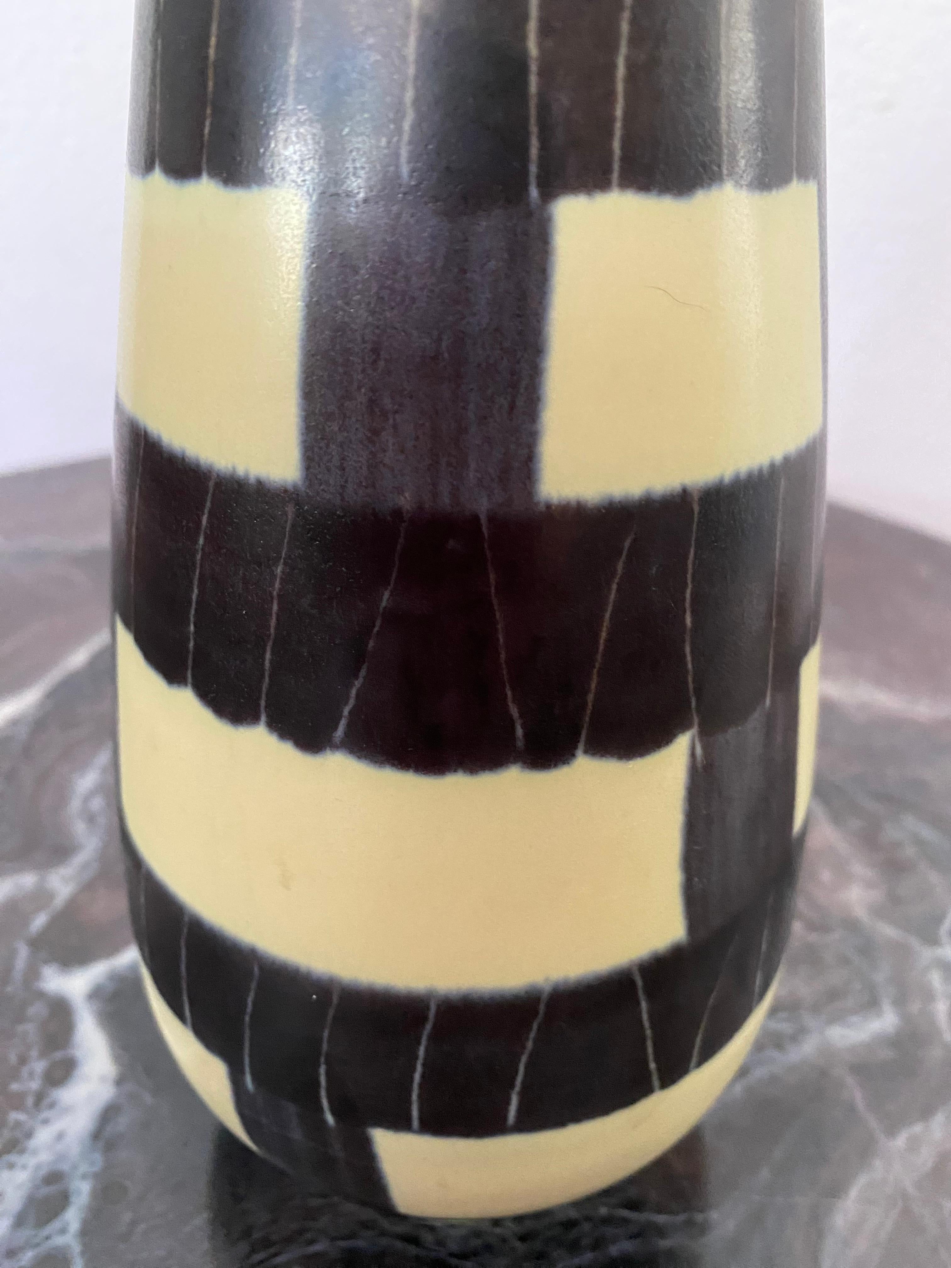 Mid-Century Modern Vase by Scheurich Keramik In Good Condition For Sale In Waddinxveen, ZH