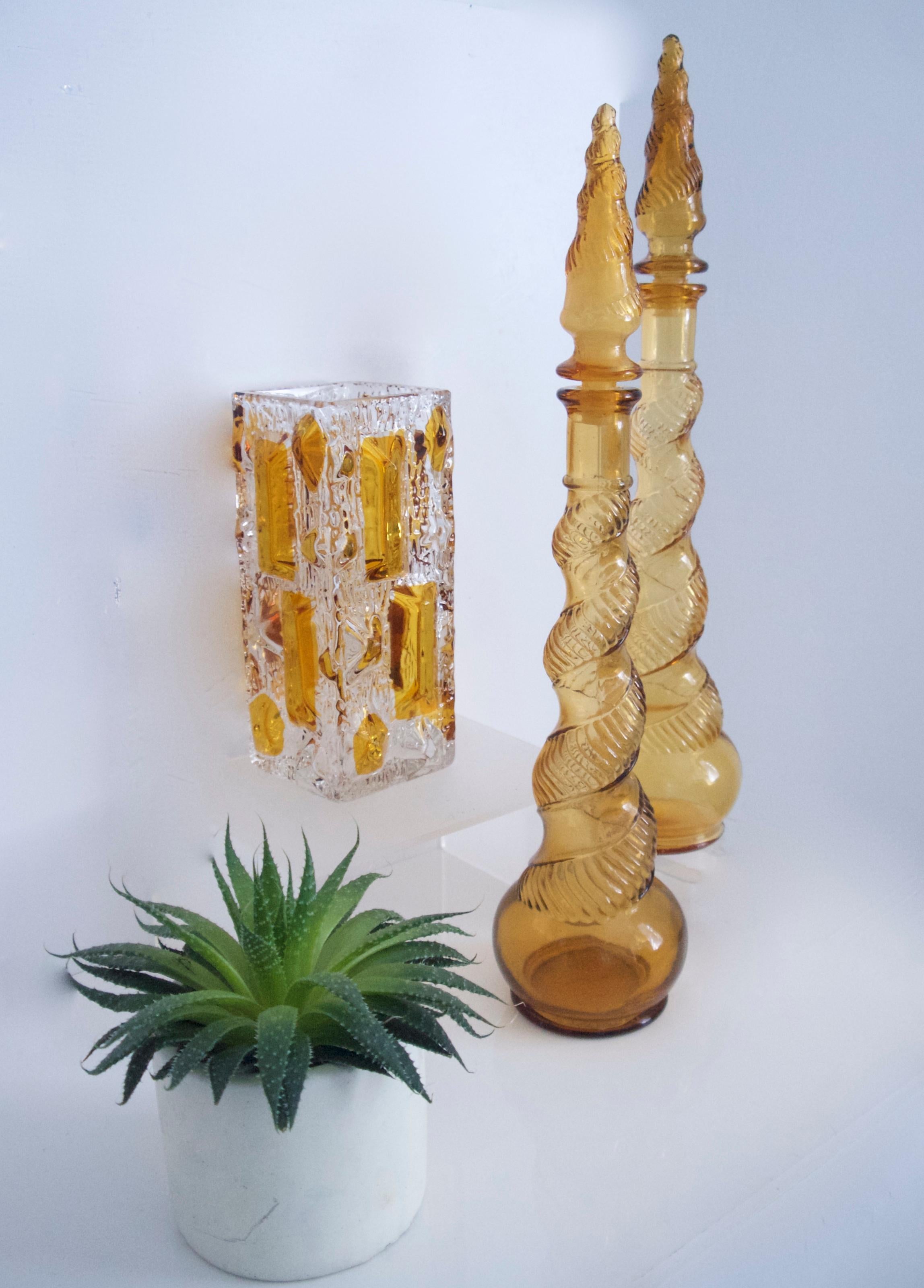 Mid-Century Modern Vase with Embedded Topaz Crystals, Walther Glass In Good Condition For Sale In Halstead, GB