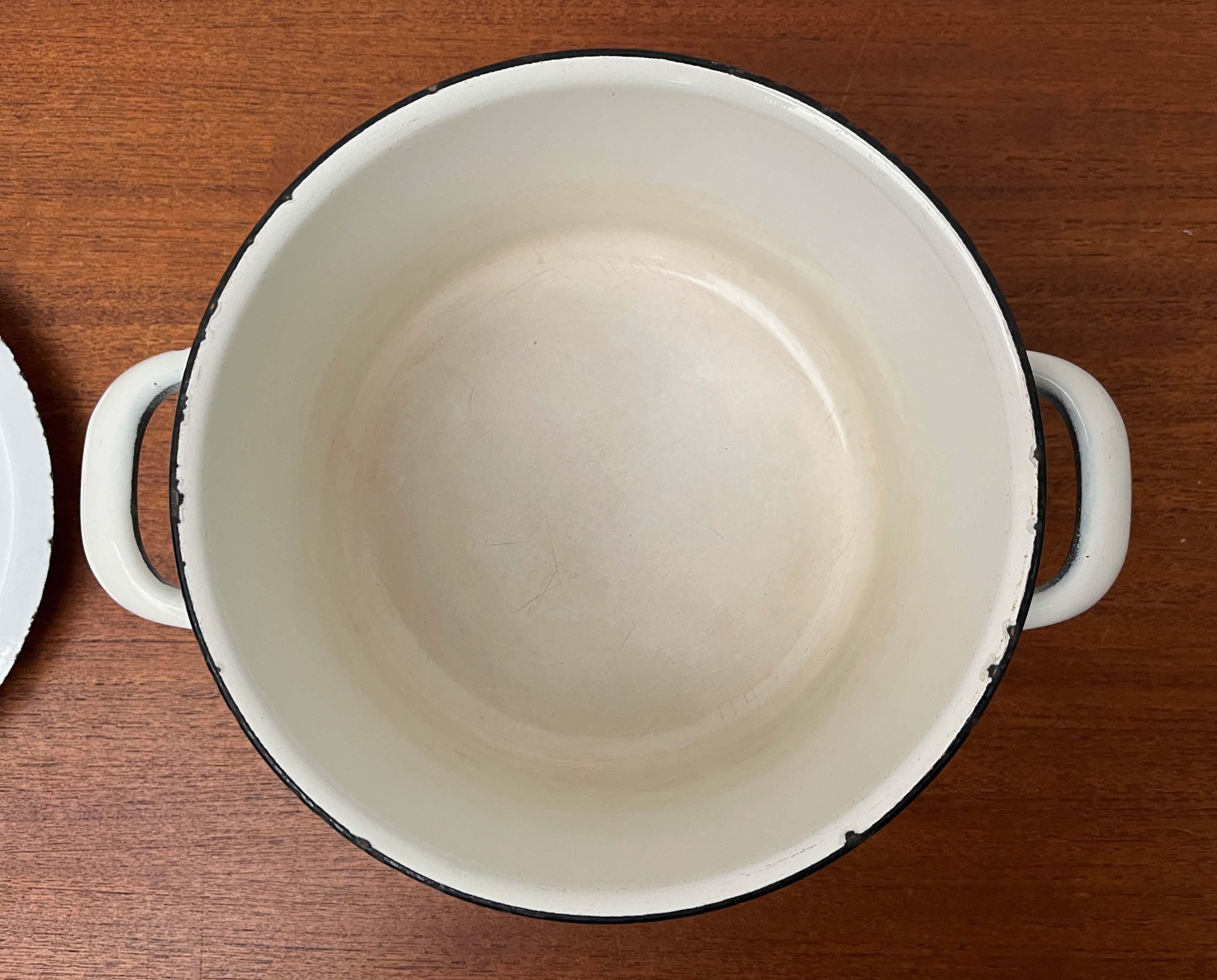 Mid-Century Modern Vegeta Series Enamel Pot Esteri Tomula, Finel, Finland, 1960s For Sale 13