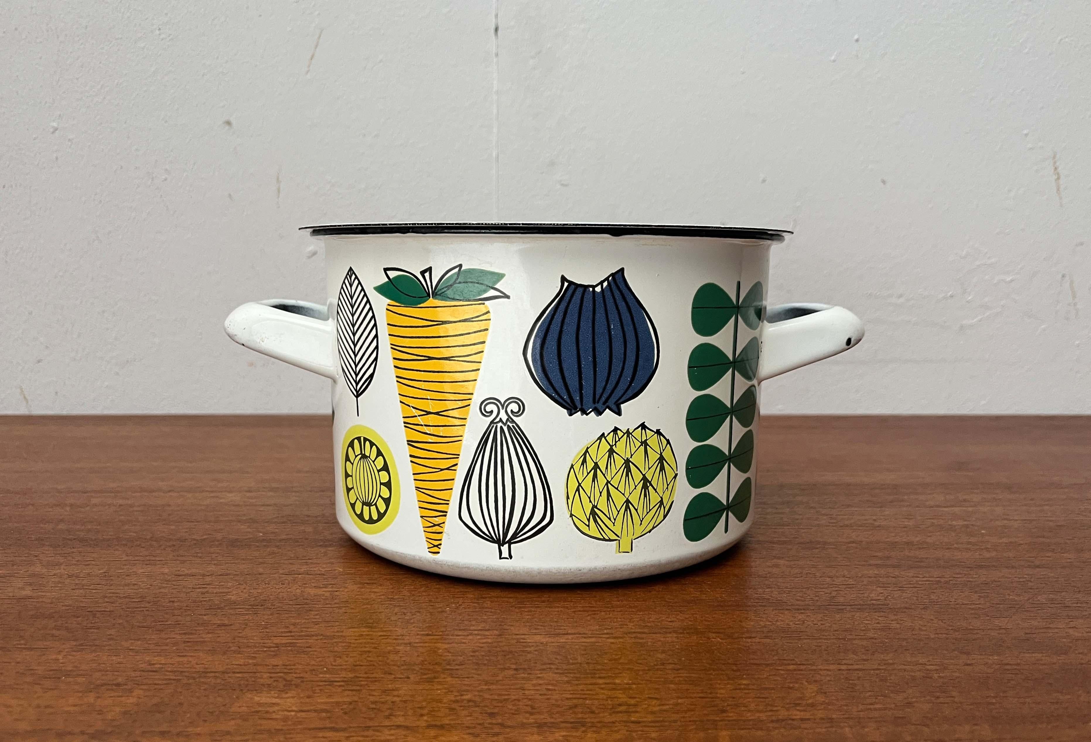 20th Century Mid-Century Modern Vegeta Series Enamel Pot Esteri Tomula, Finel, Finland, 1960s For Sale