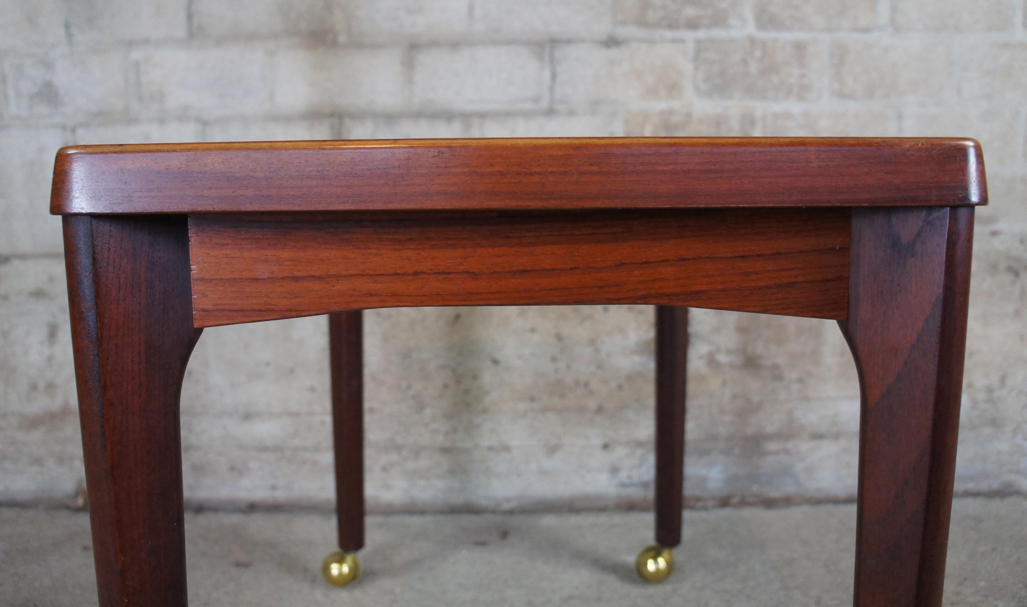 Mid-Century Modern Vejle Stole Mobelfabrik Danish Denmark Rosewood Side Table For Sale 4
