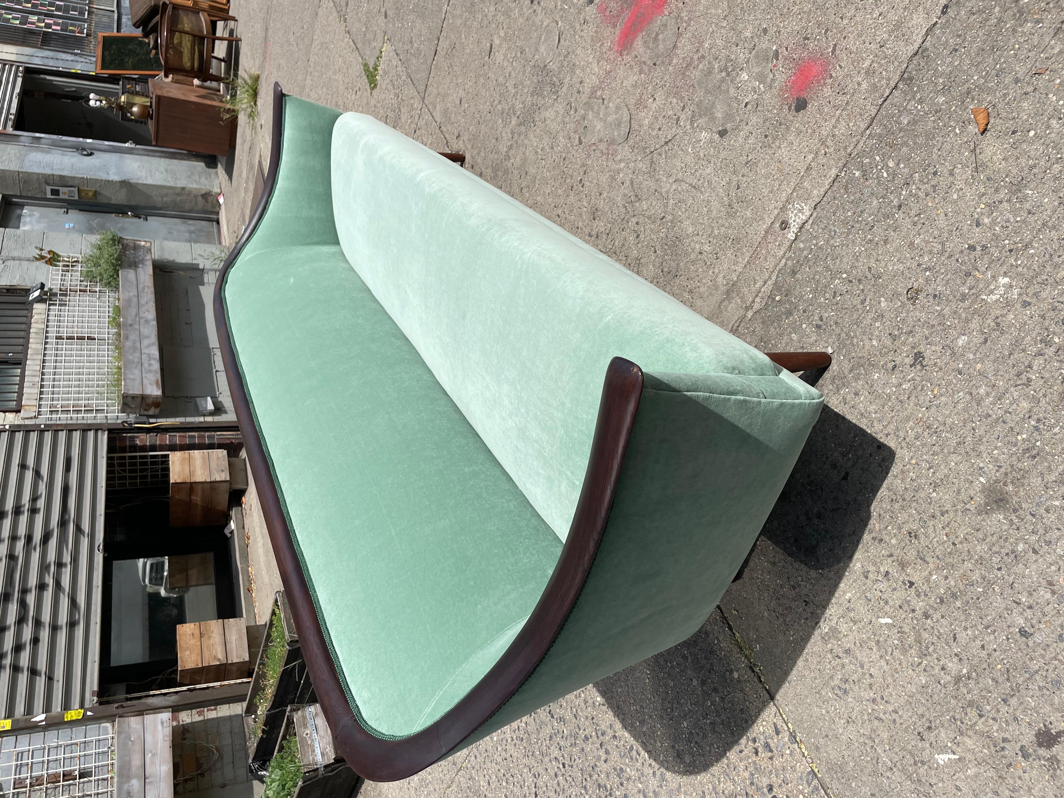 Mid Century Modern Velvet and wood Sofa In Good Condition For Sale In Brooklyn, NY
