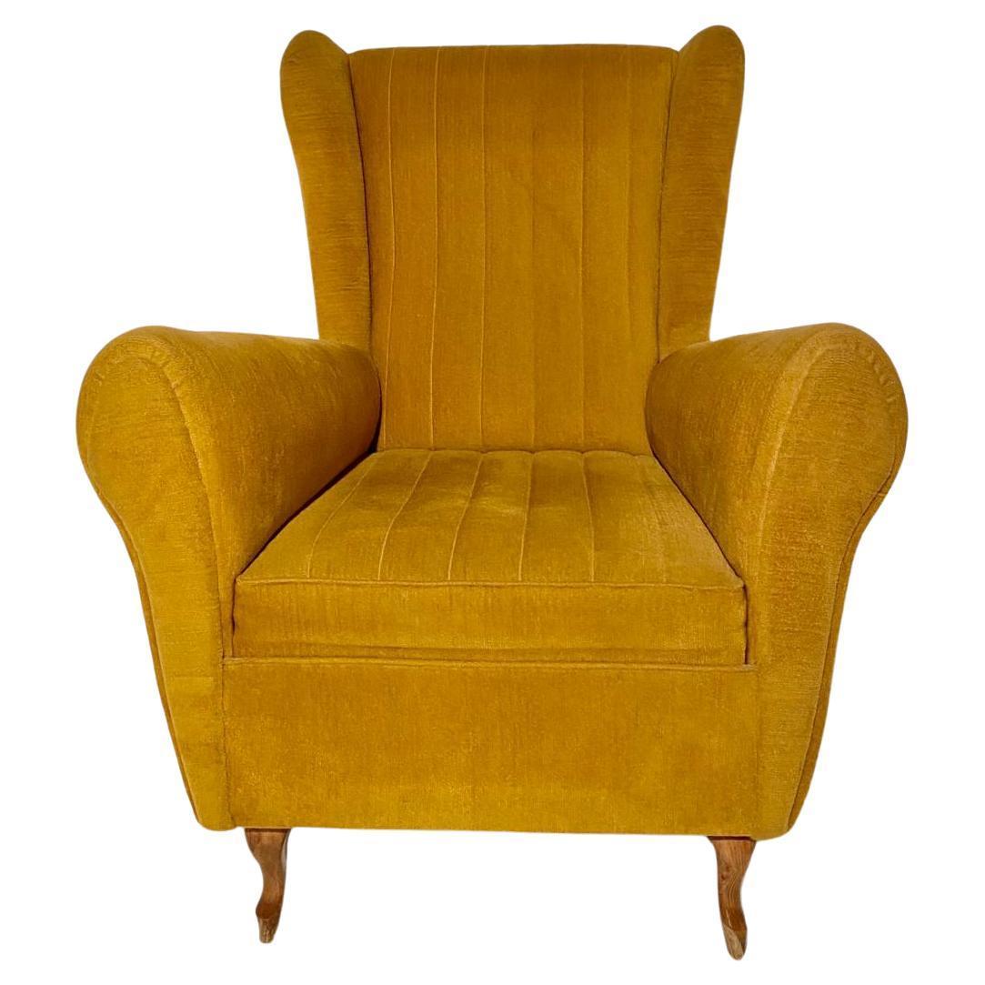 Mid Century Modern Velvet Living Room Set in the Style of Gio Ponti For Sale 5