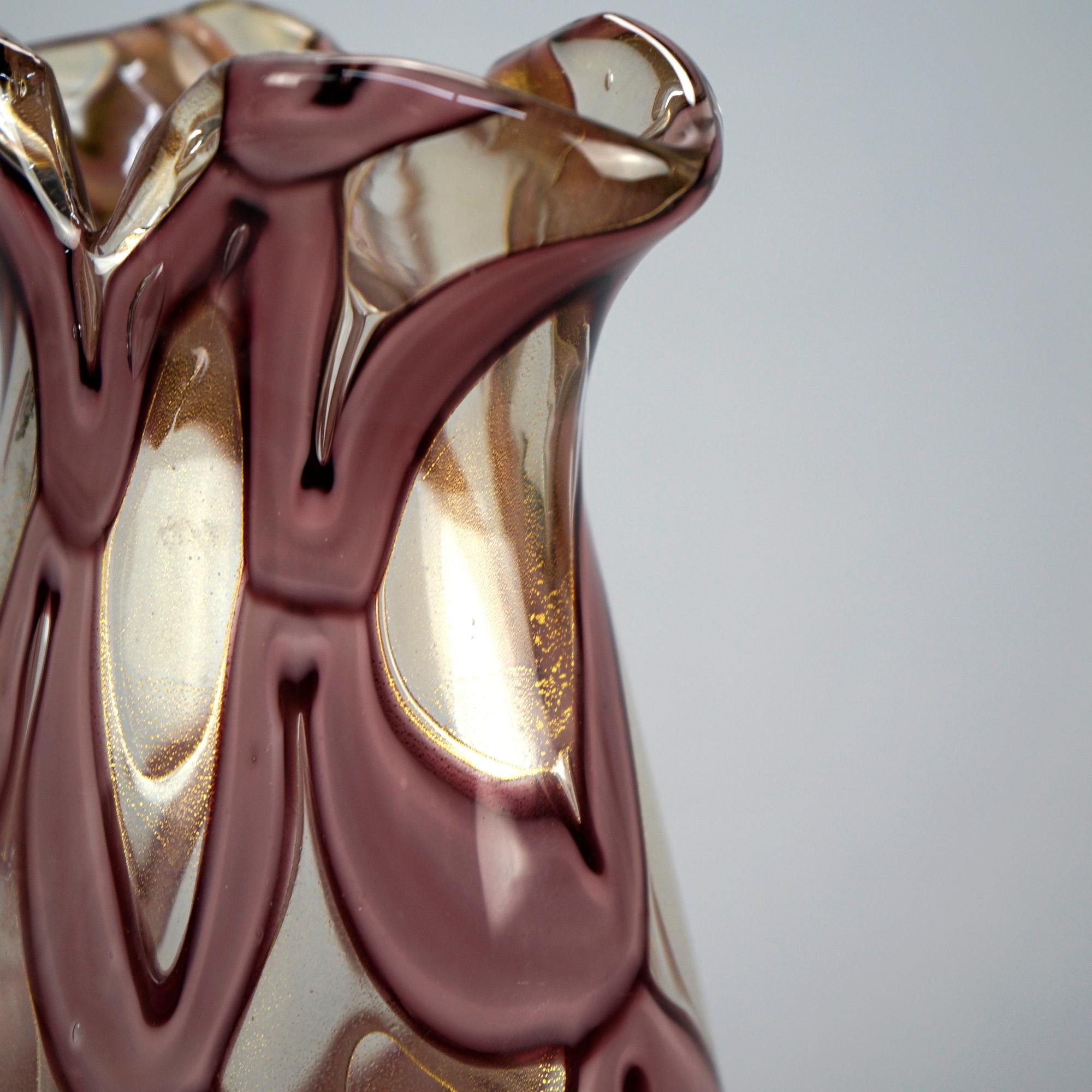 Mid-Century Modern Venetian Murano School Stylized Ribbon Art Glass Vase 20th C 5