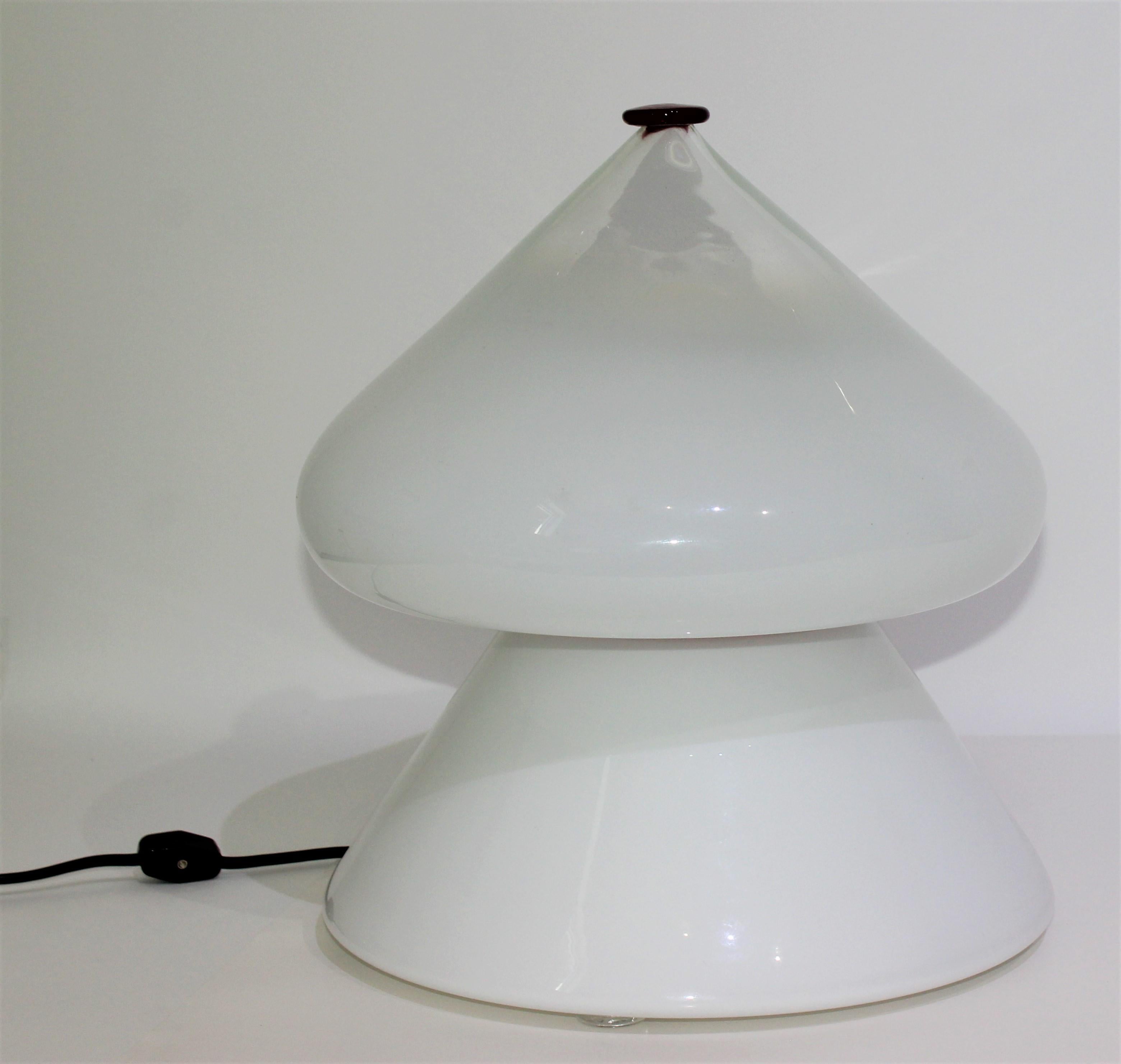 Mid-Century Modern Venini Table Lamp 4
