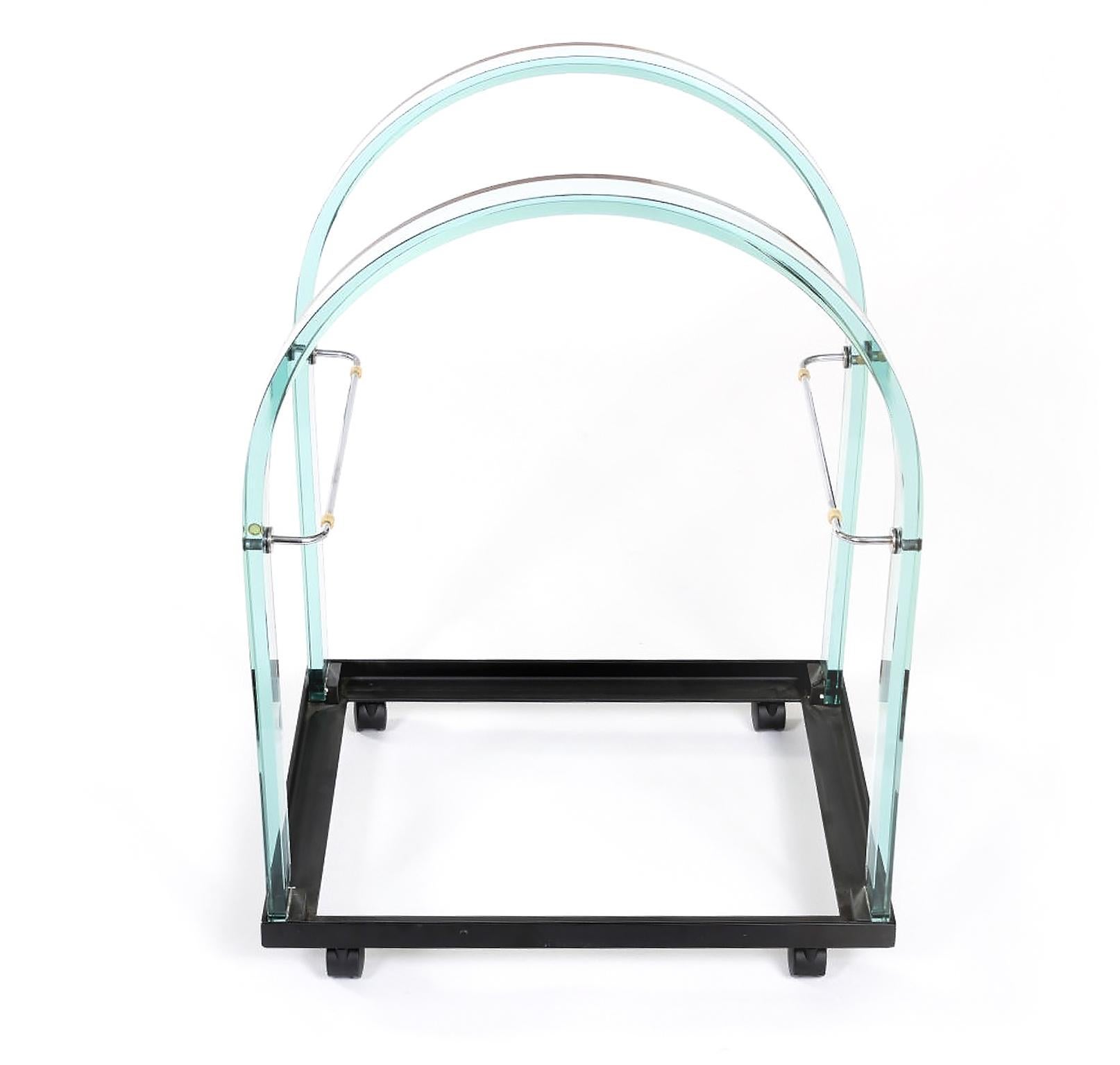 Mid-Century Modern Very Fine Glass / Mirror Bar Cart  3