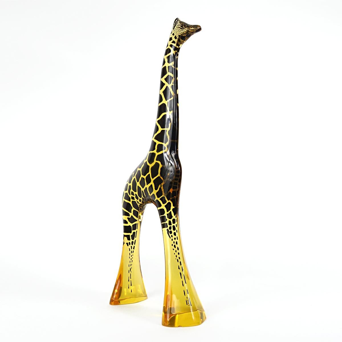 20th Century Mid-Century Modern Very Large Lucite Giraffe by Abraham Palatnik For Sale