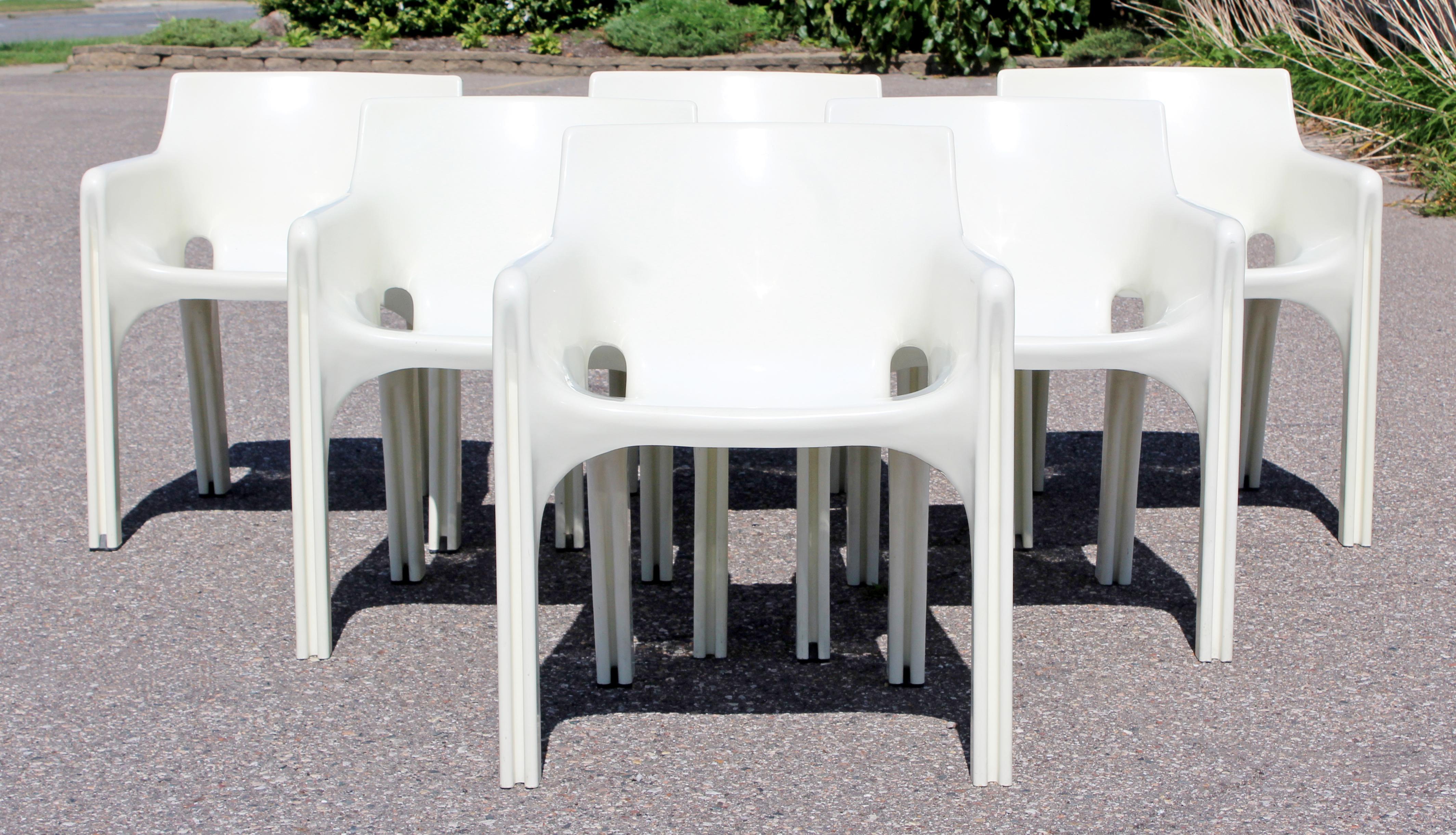 Italian Mid-Century Modern Vico Magistretti Artemide Set of 6 Gaudi Armchairs, Italy